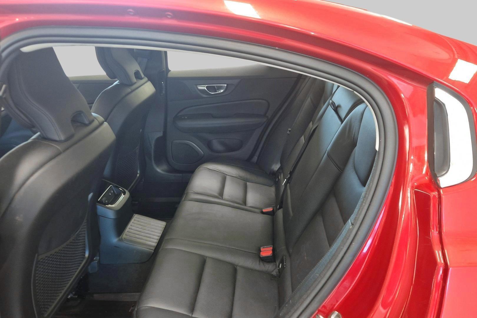 VOLVO S60 2022