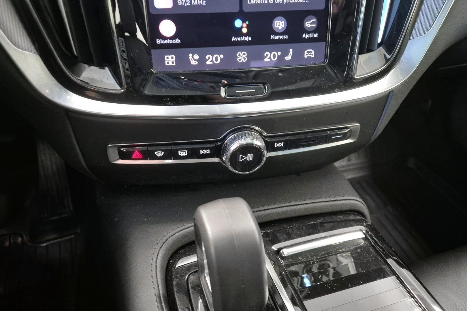 VOLVO S60 2022