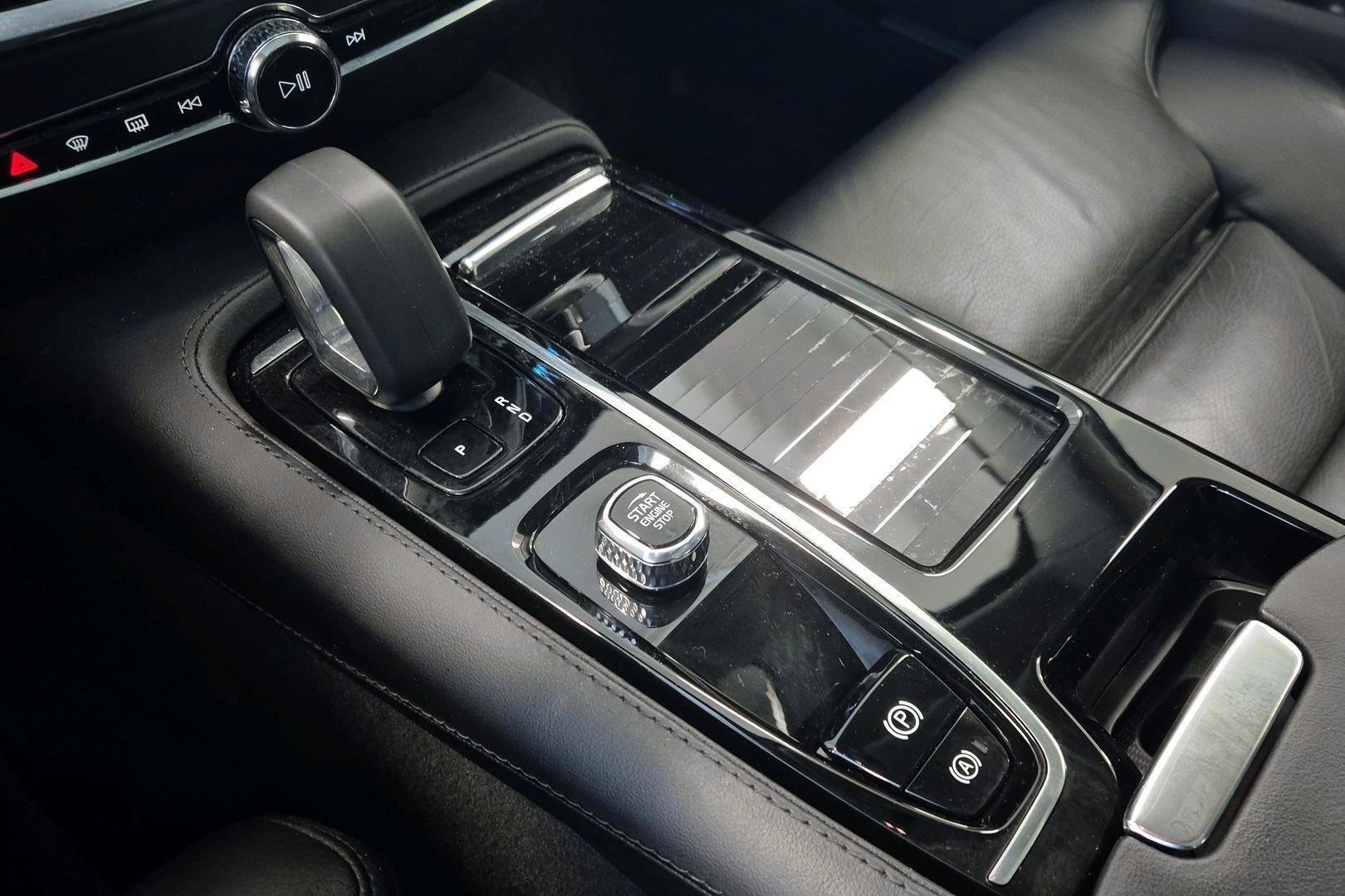 VOLVO S60 2022
