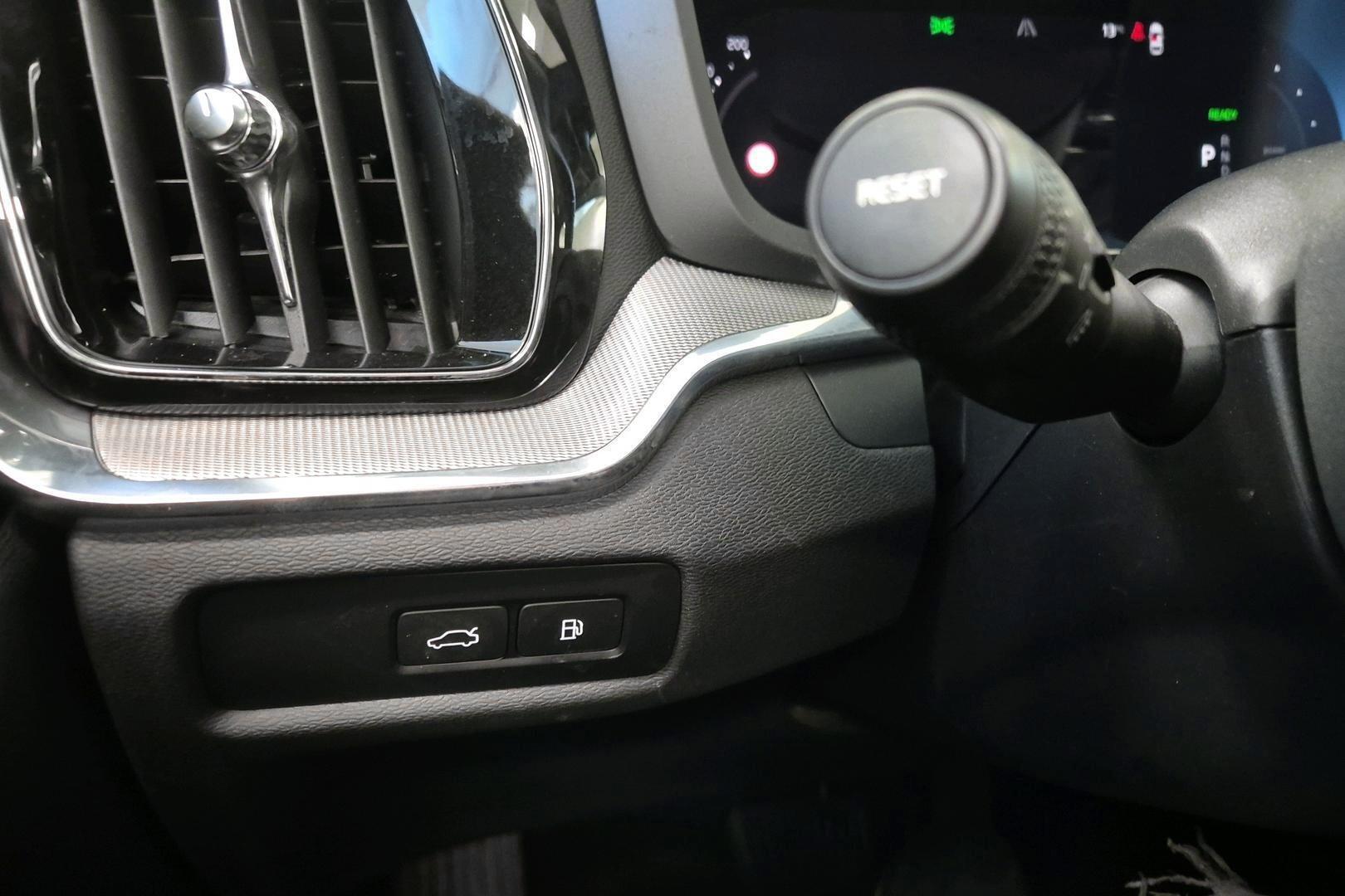 VOLVO S60 2022
