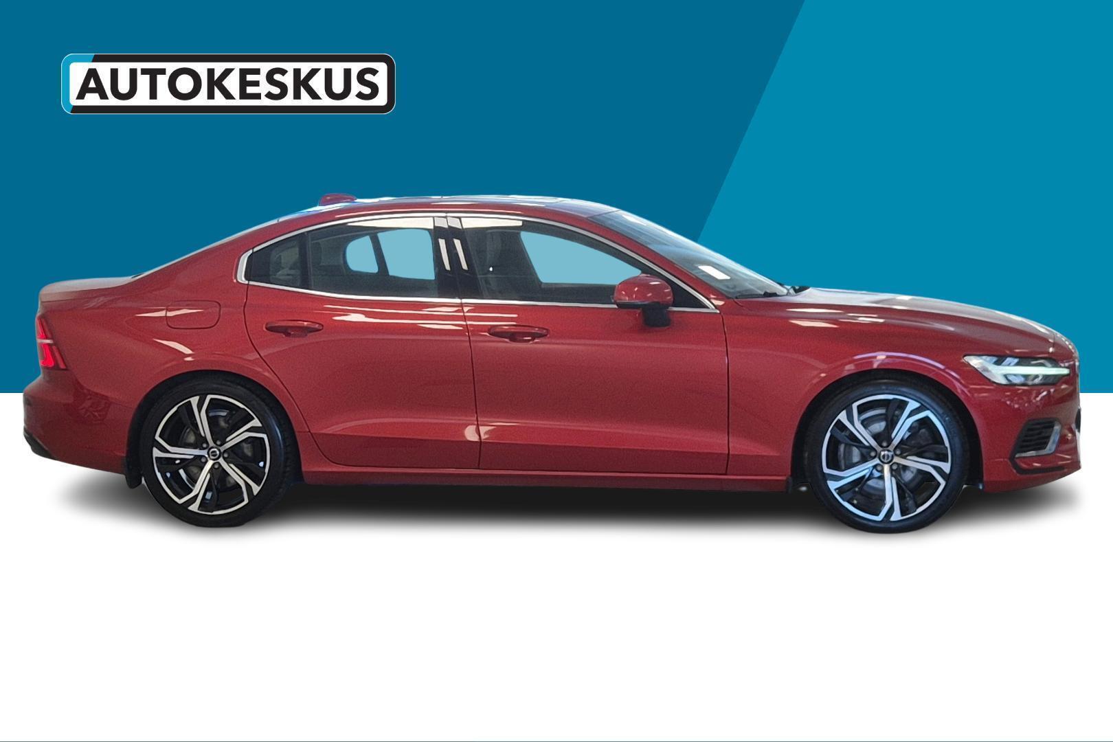 VOLVO S60 2022