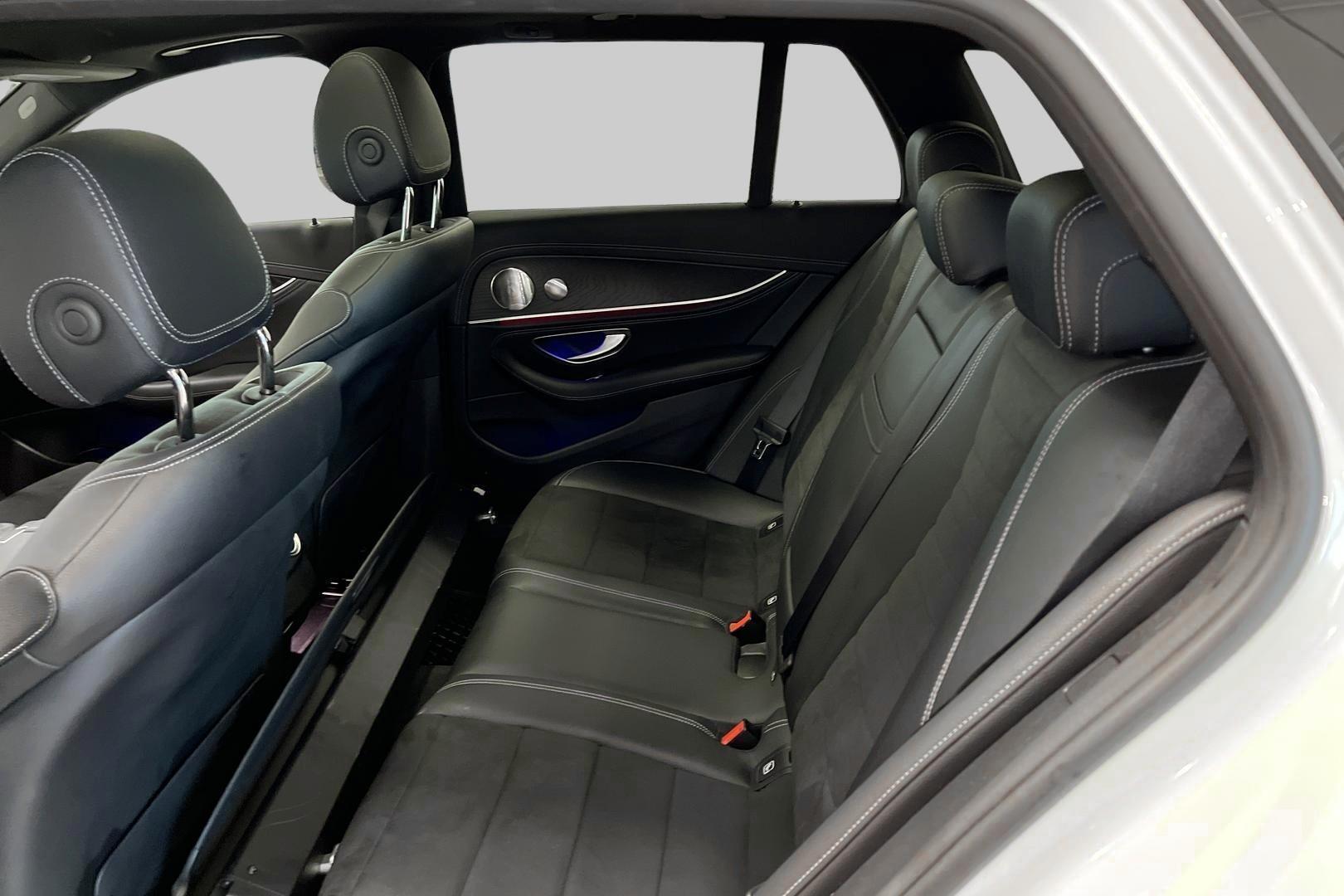 MERCEDES-BENZ E 2022