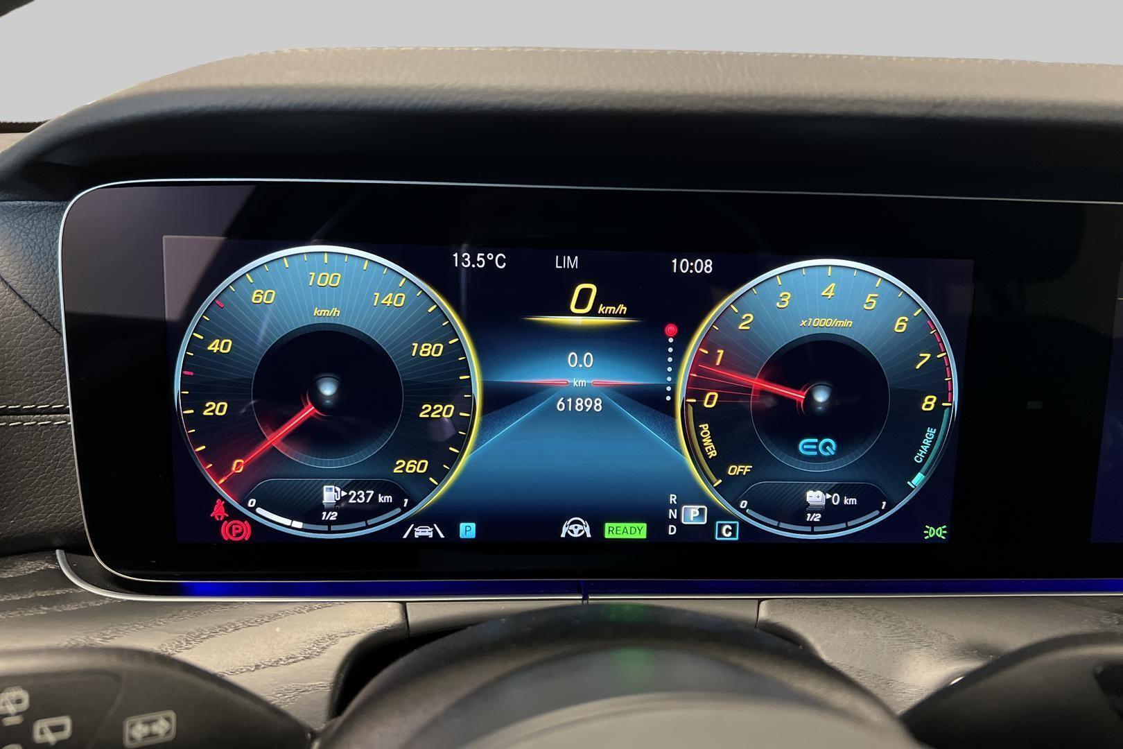 MERCEDES-BENZ E 2022