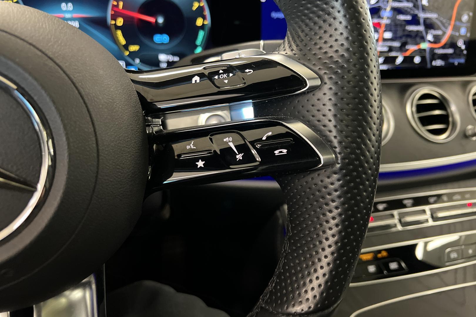 MERCEDES-BENZ E 2022