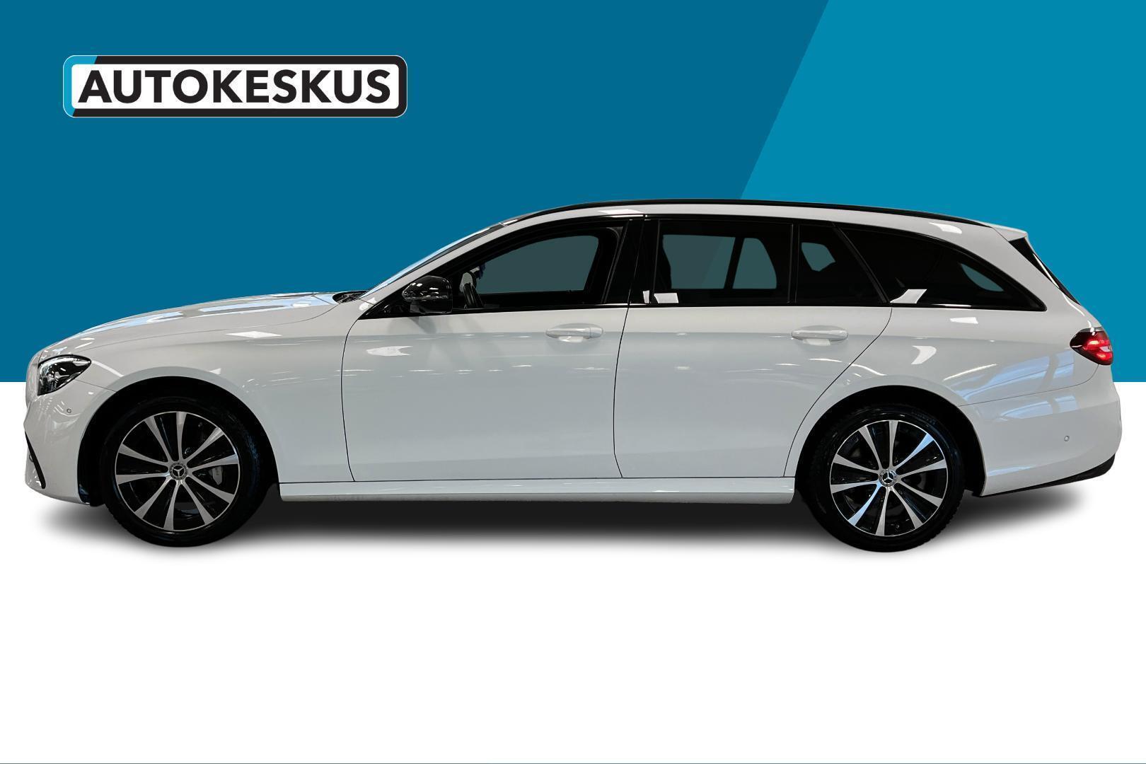 MERCEDES-BENZ E 2022