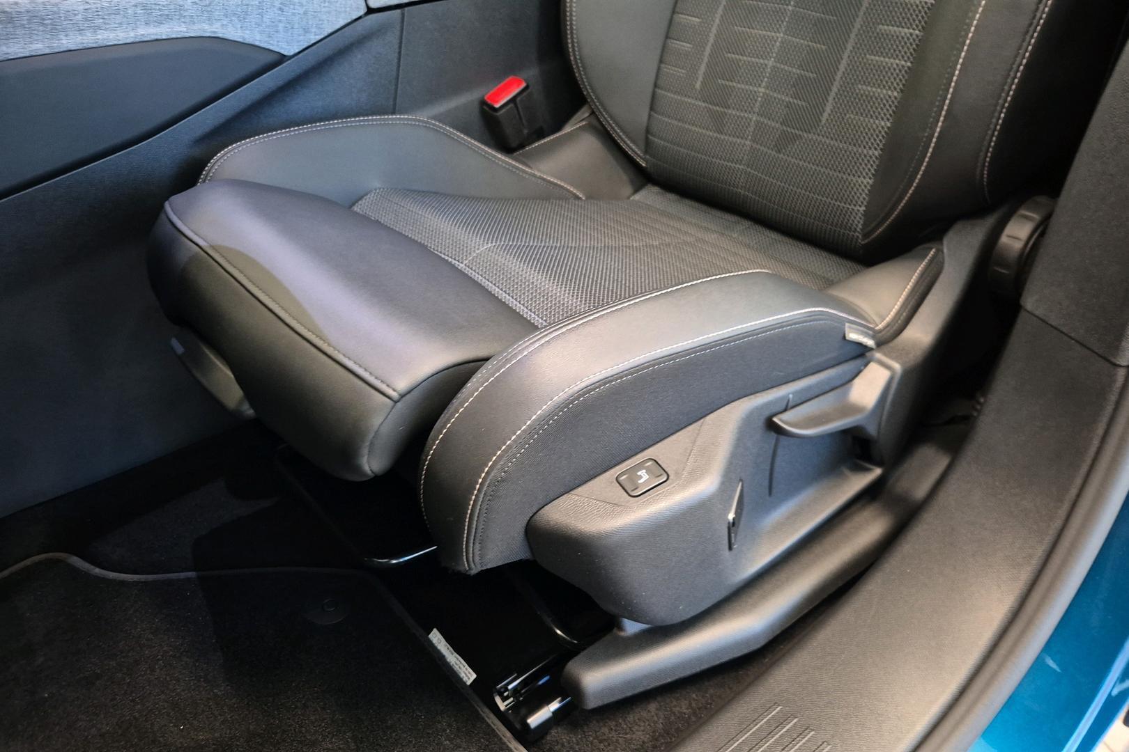 PEUGEOT 3008 2024