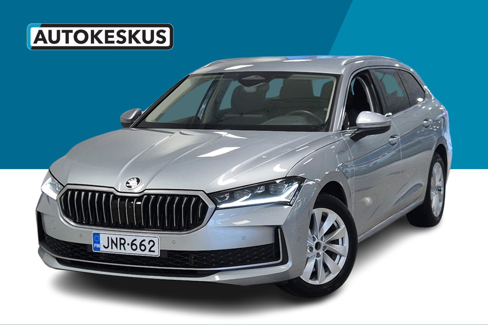 SKODA Superb 1