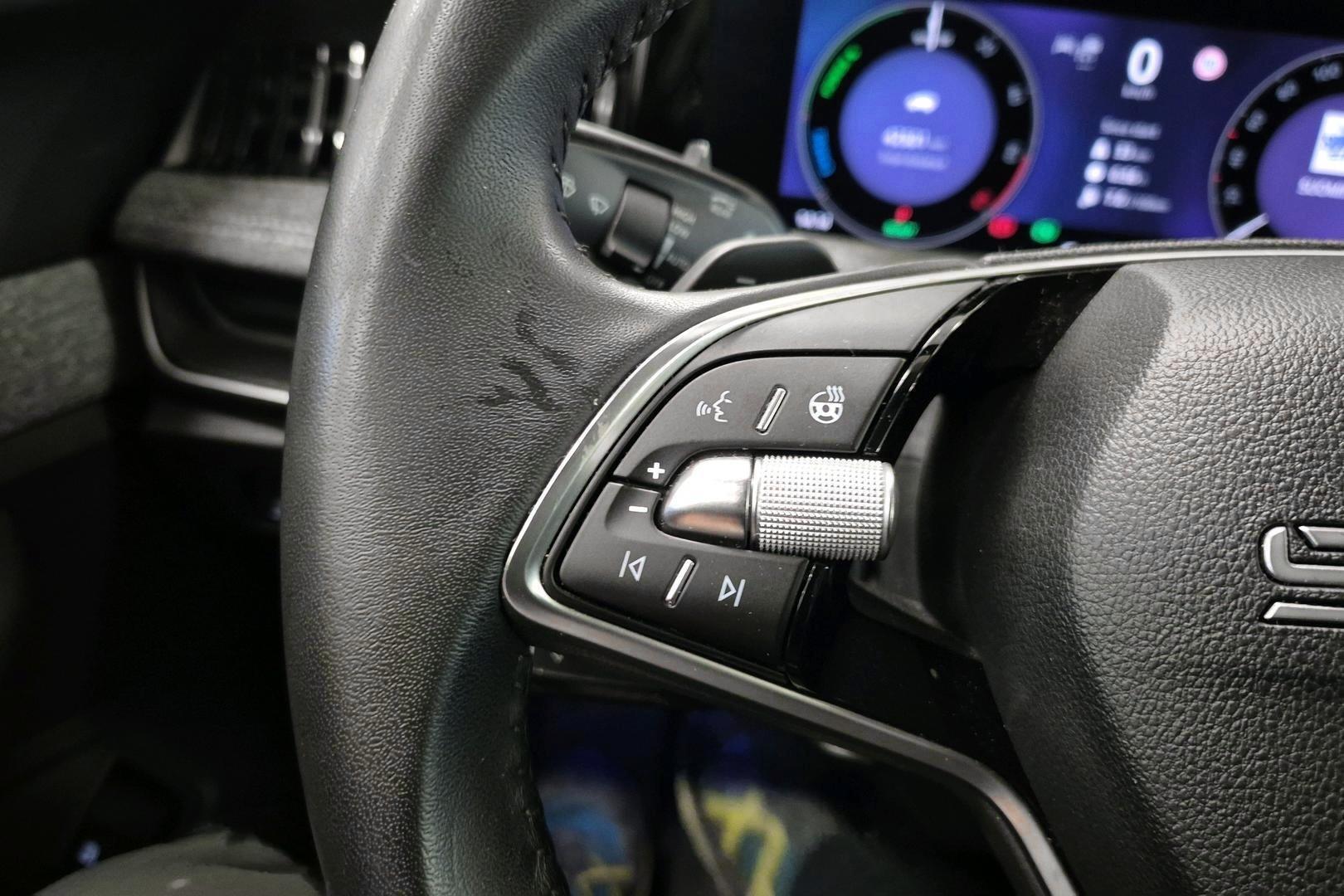 SKODA Superb 18