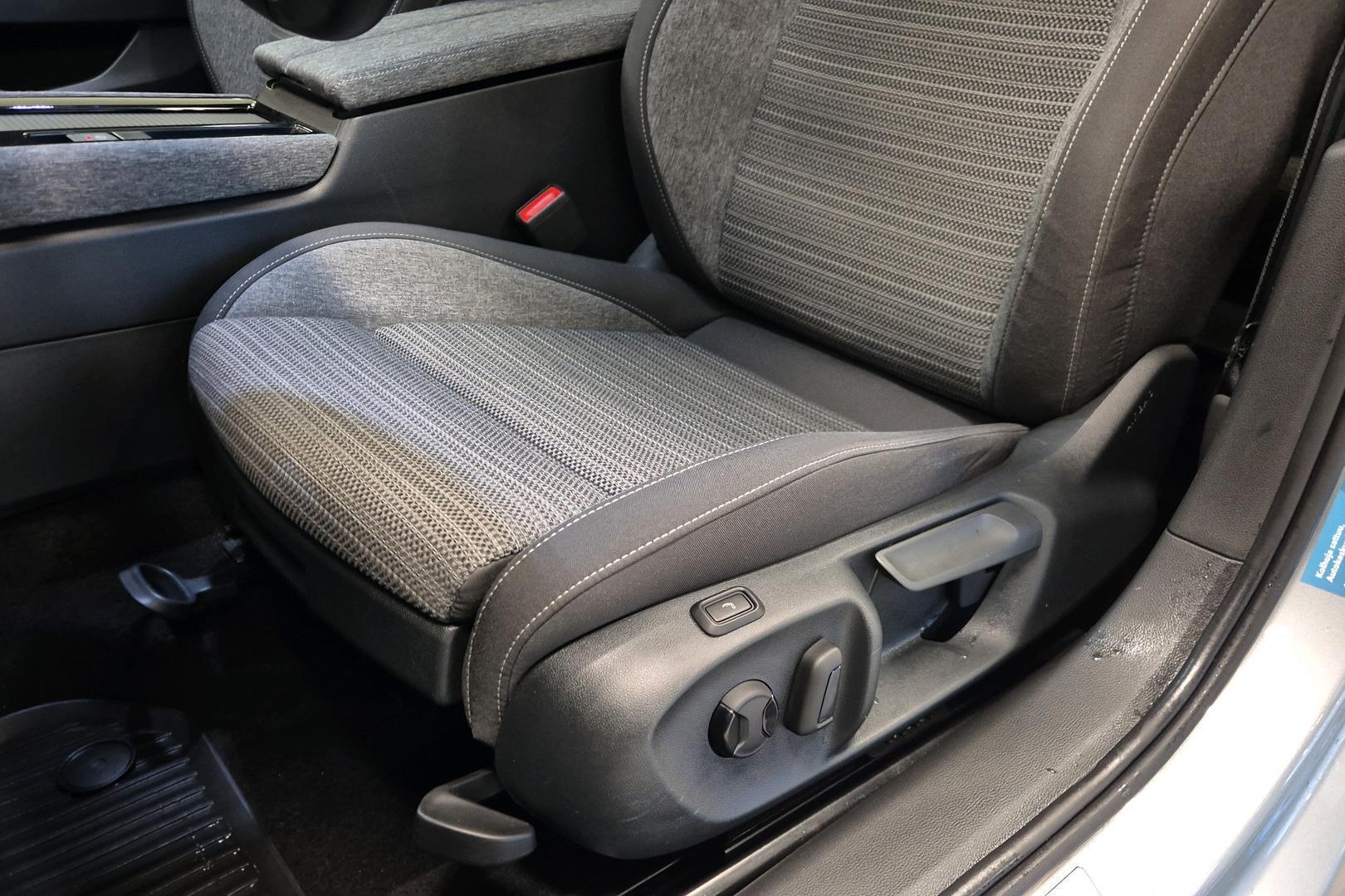 SKODA Superb 21