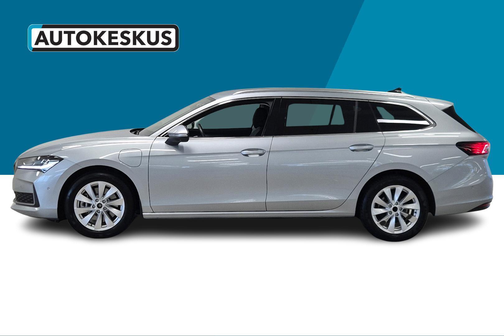 SKODA Superb 8