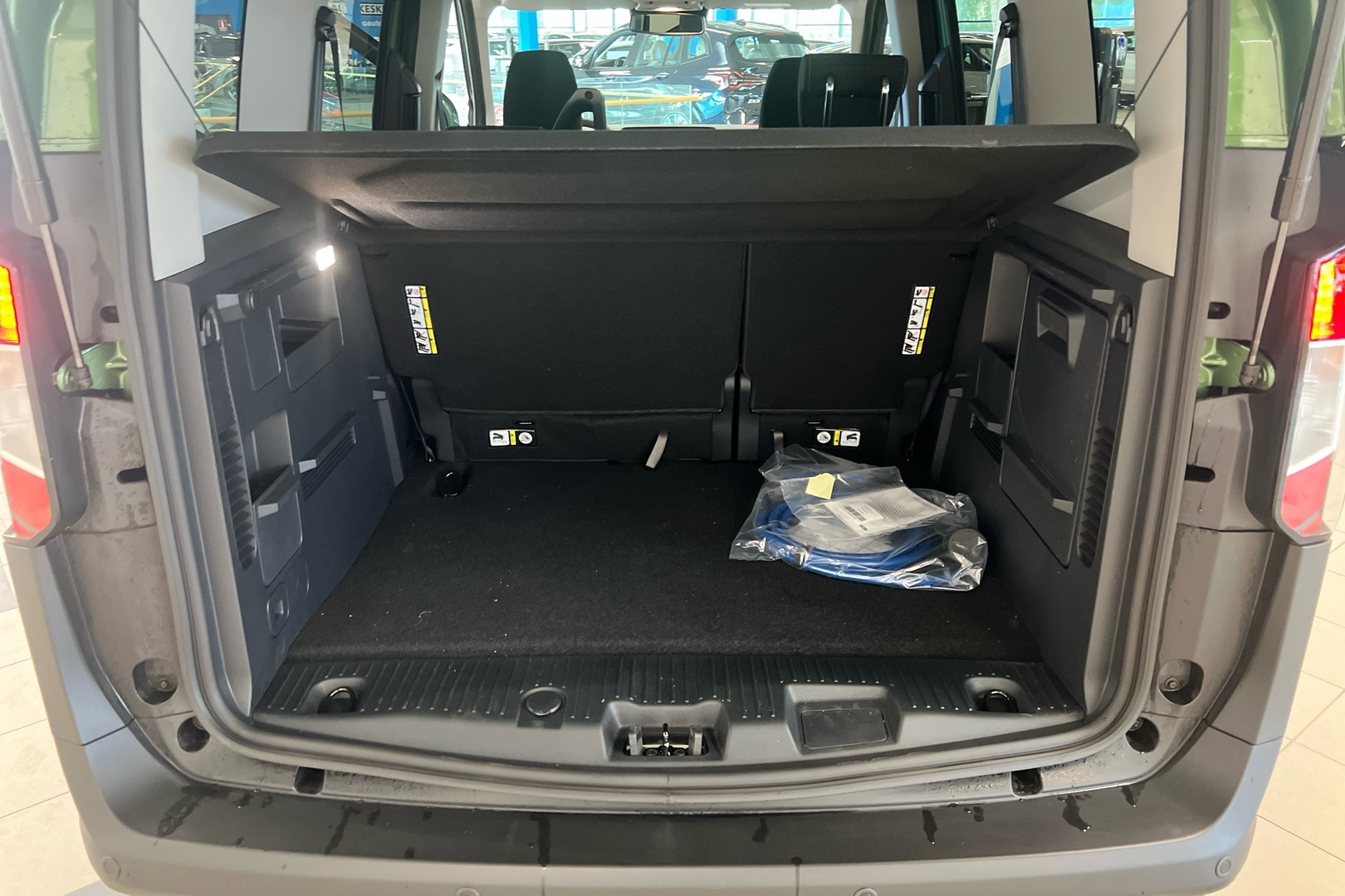 FORD Tourneo Courier 2025