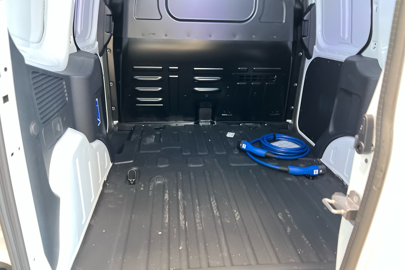 FORD Transit Courier 2025