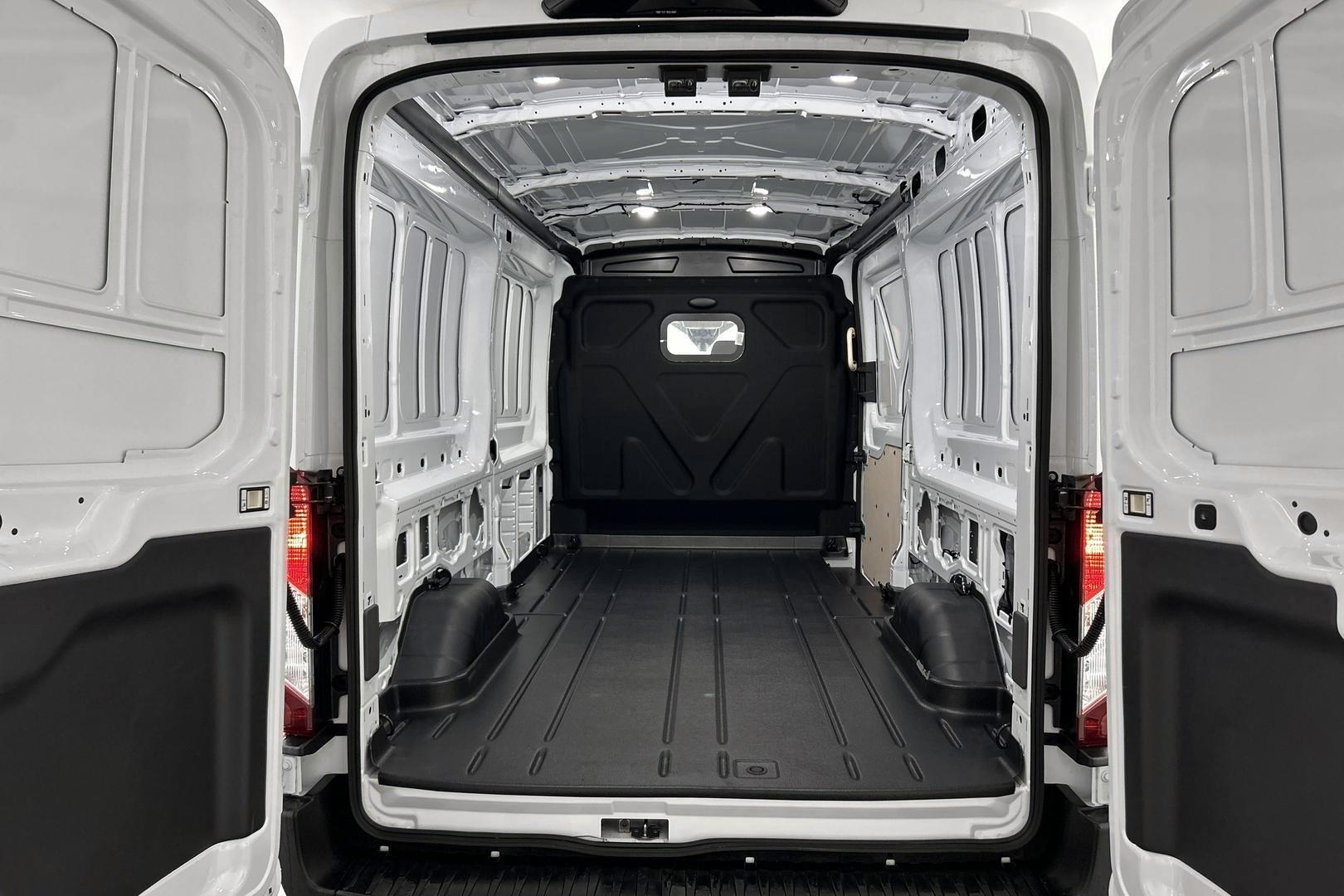 FORD Transit 2025