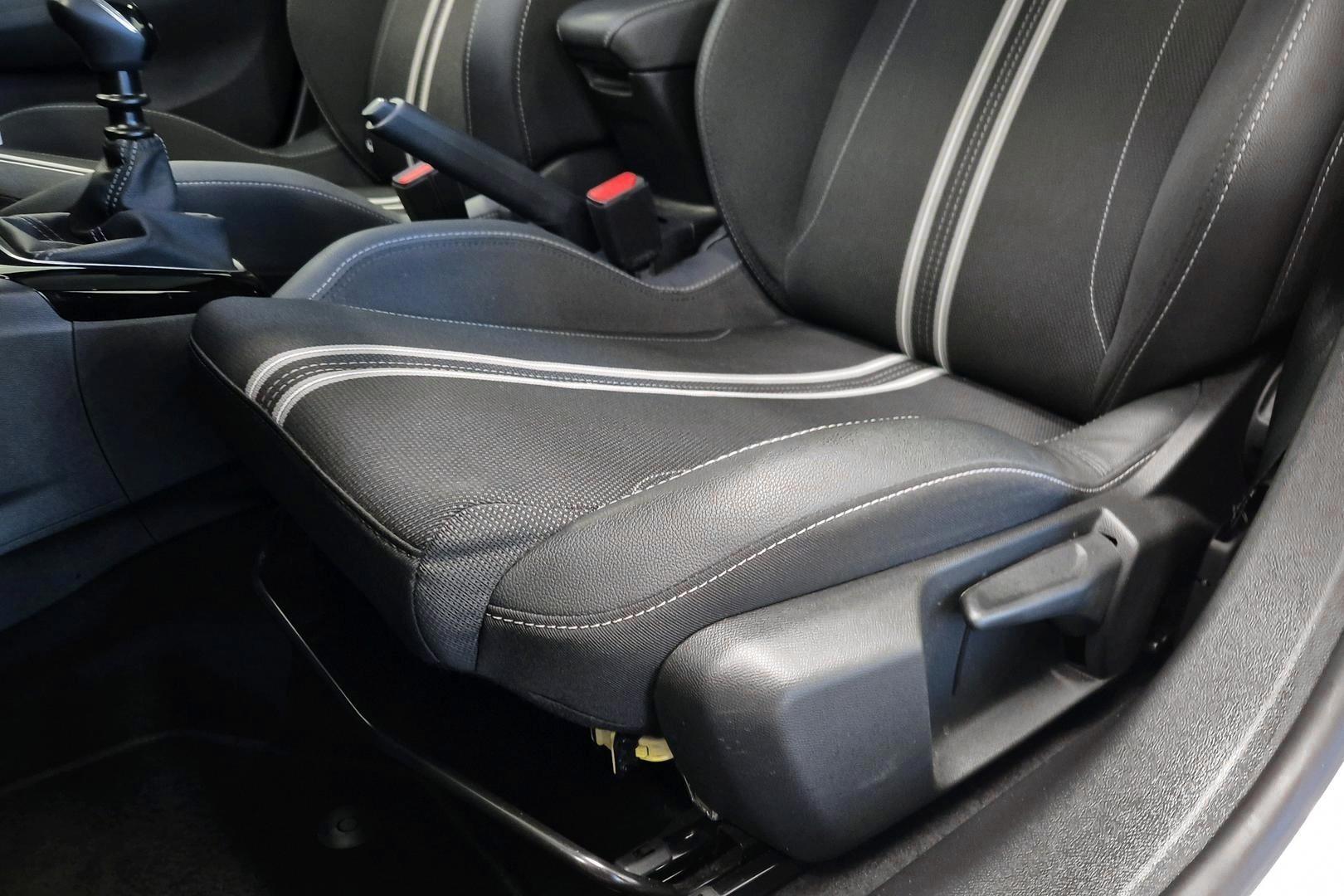 OPEL Corsa 2024
