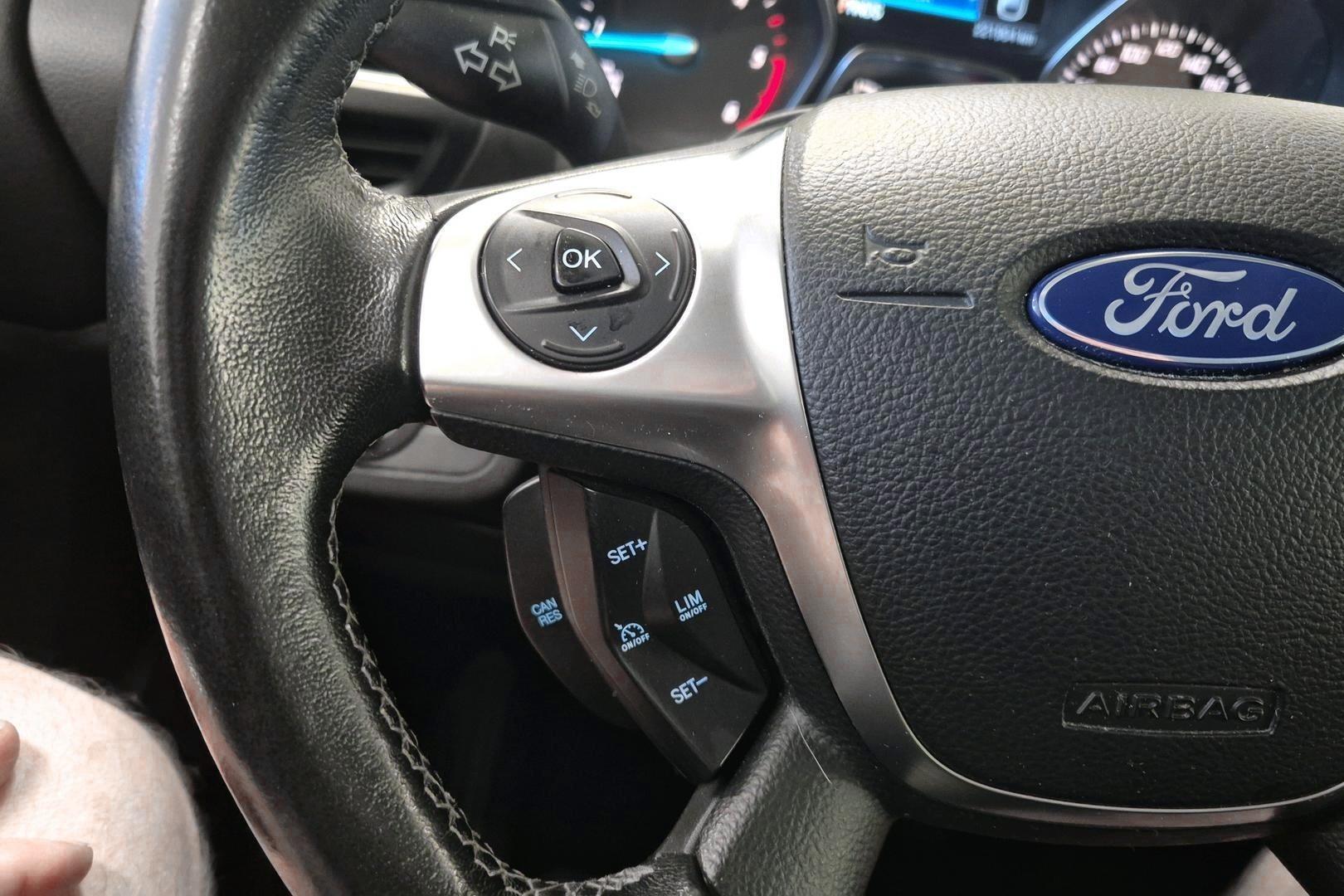 FORD Kuga 2016