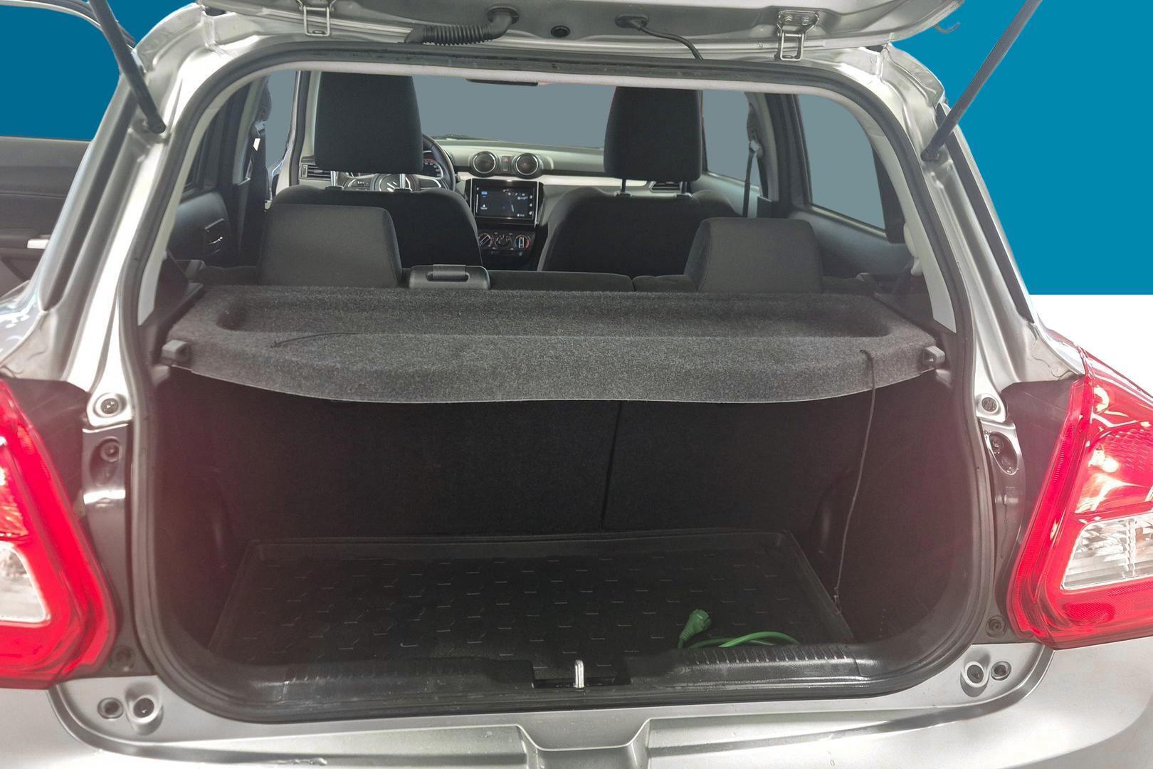 SUZUKI Swift 2017