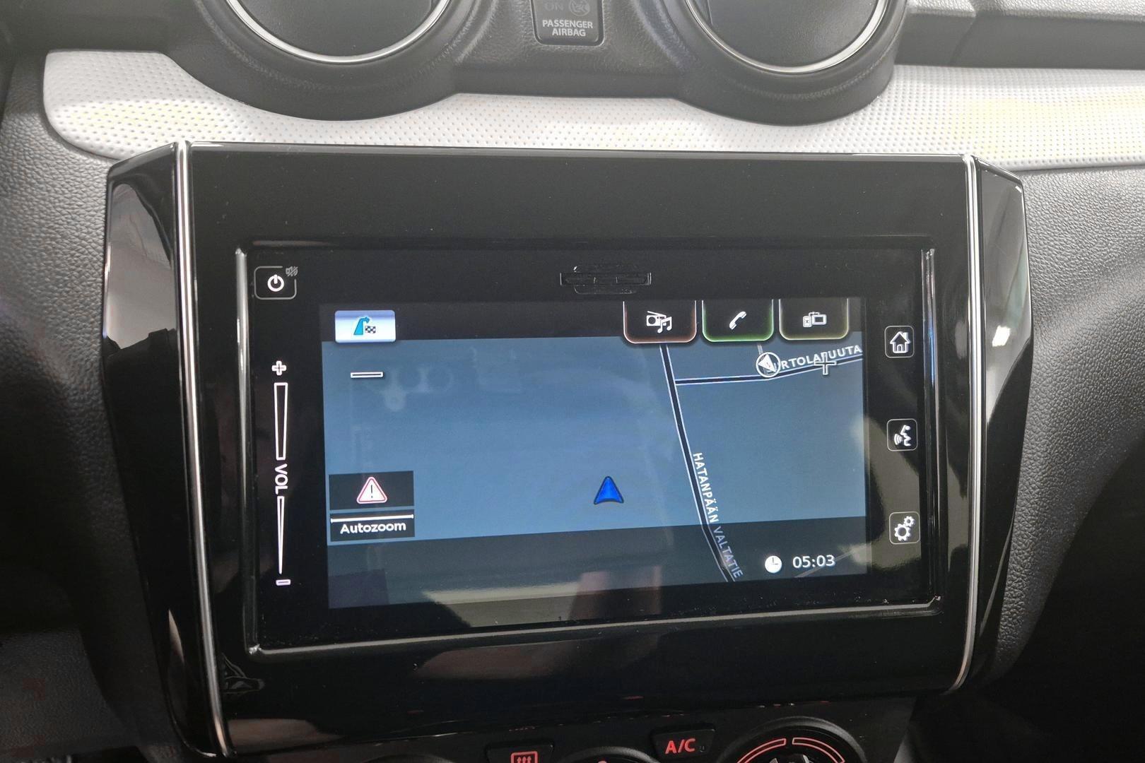 SUZUKI Swift 2017