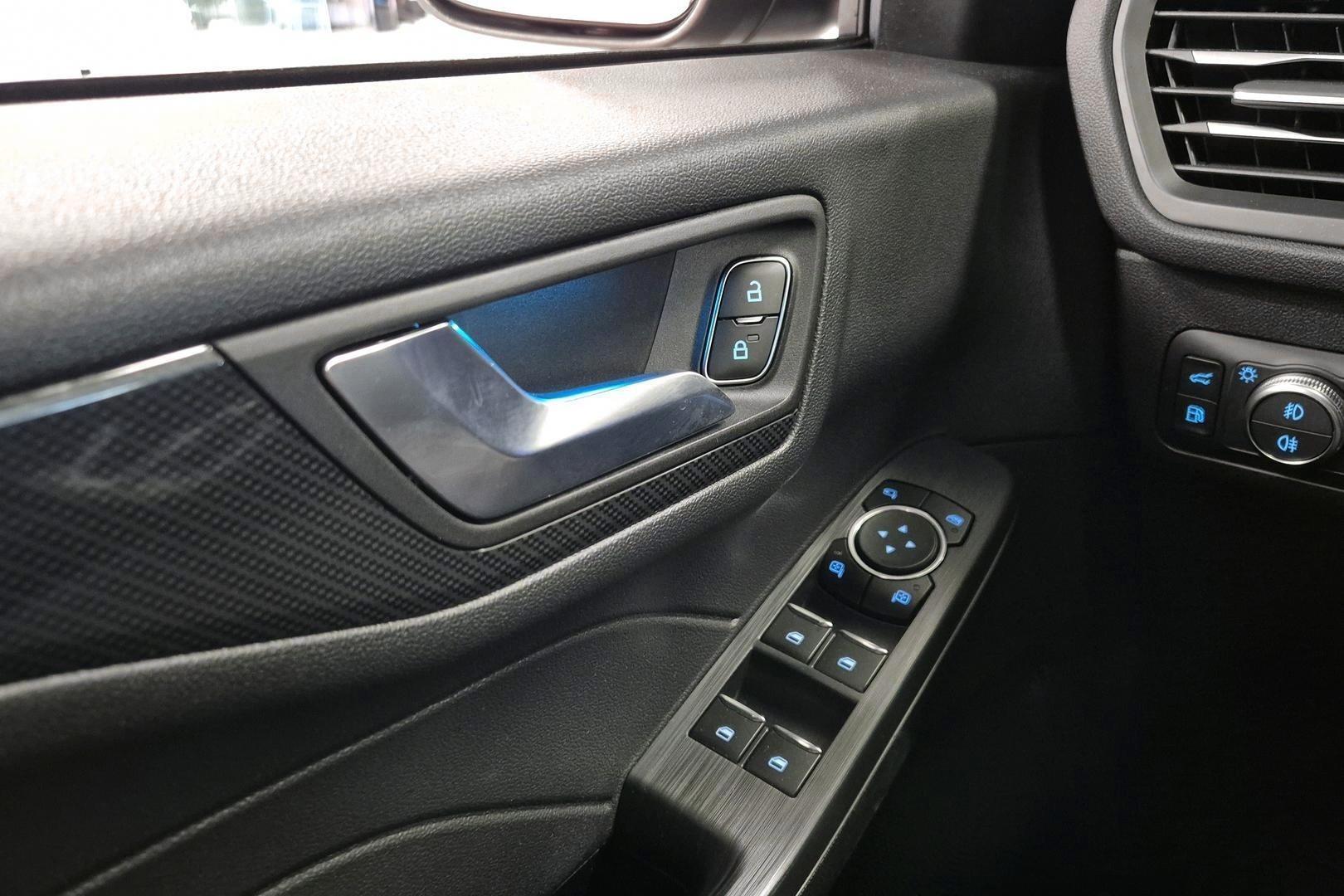 FORD Kuga 2022