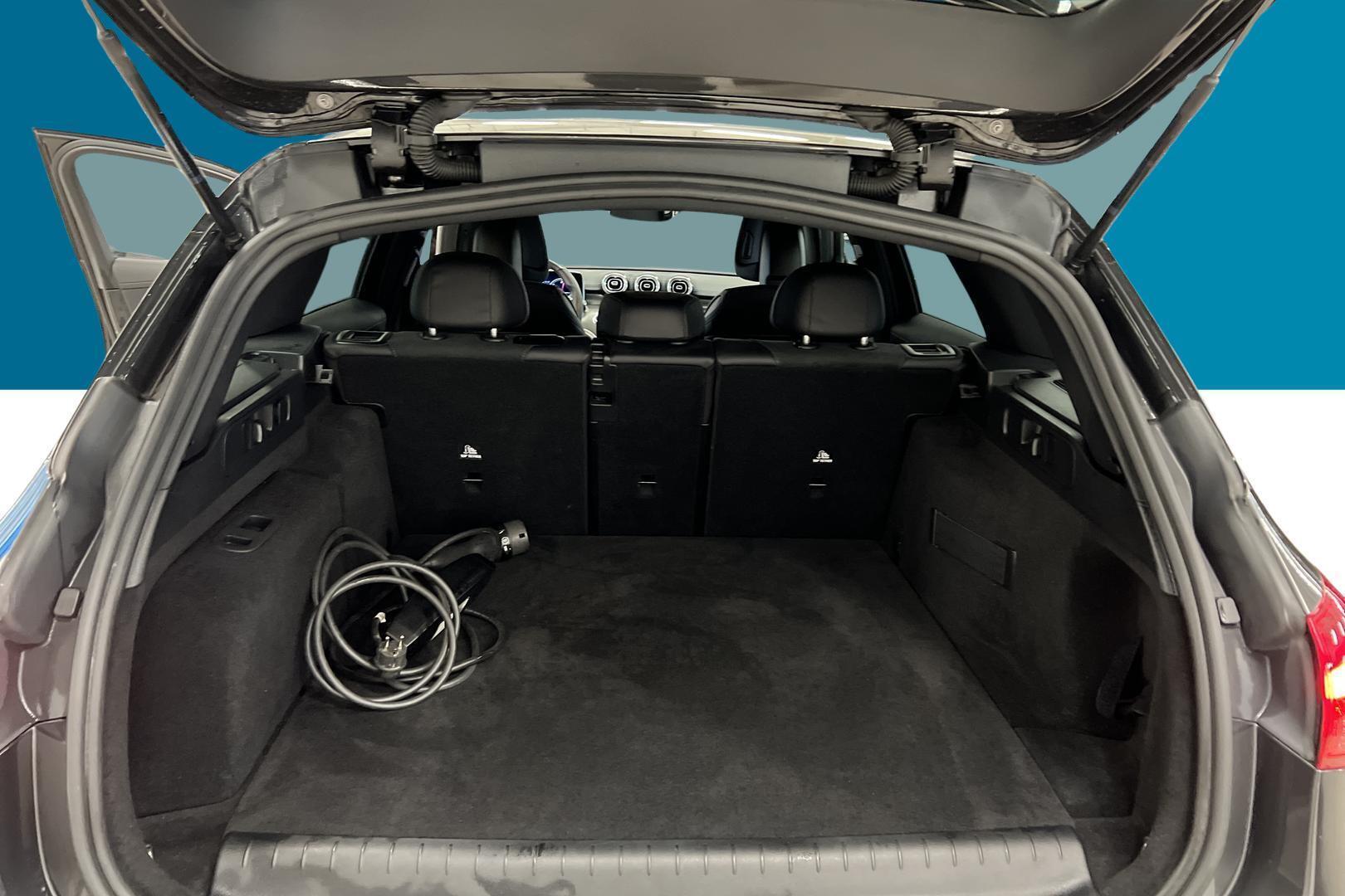 MERCEDES-BENZ C 2022