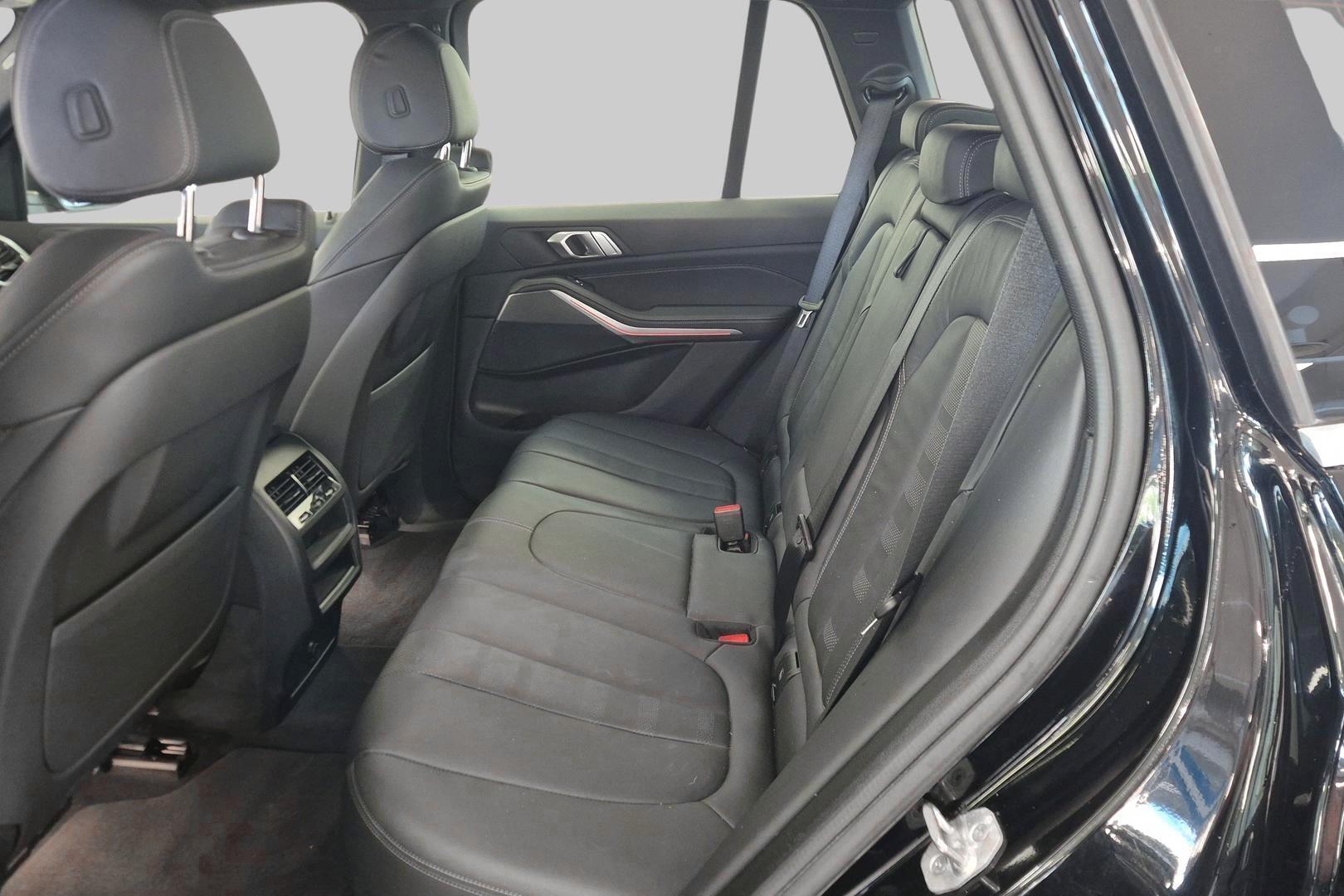BMW X5 2021