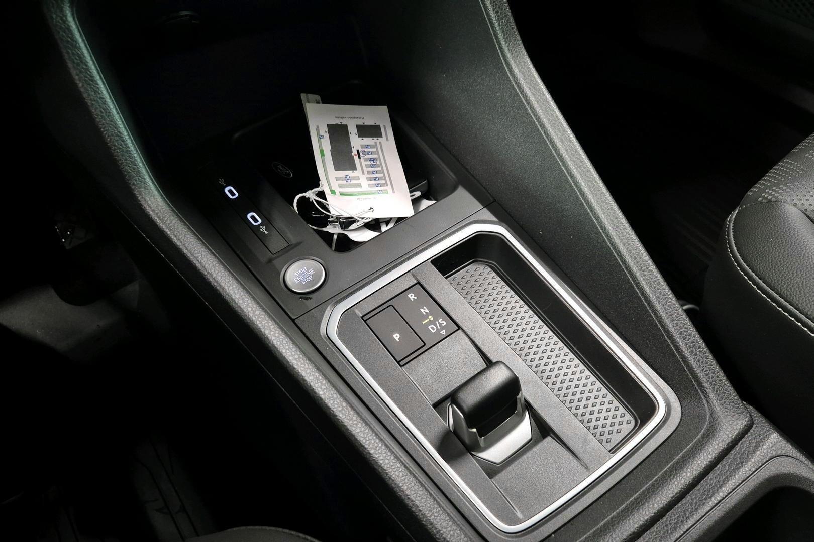 FORD Grand Tourneo Connect 2025