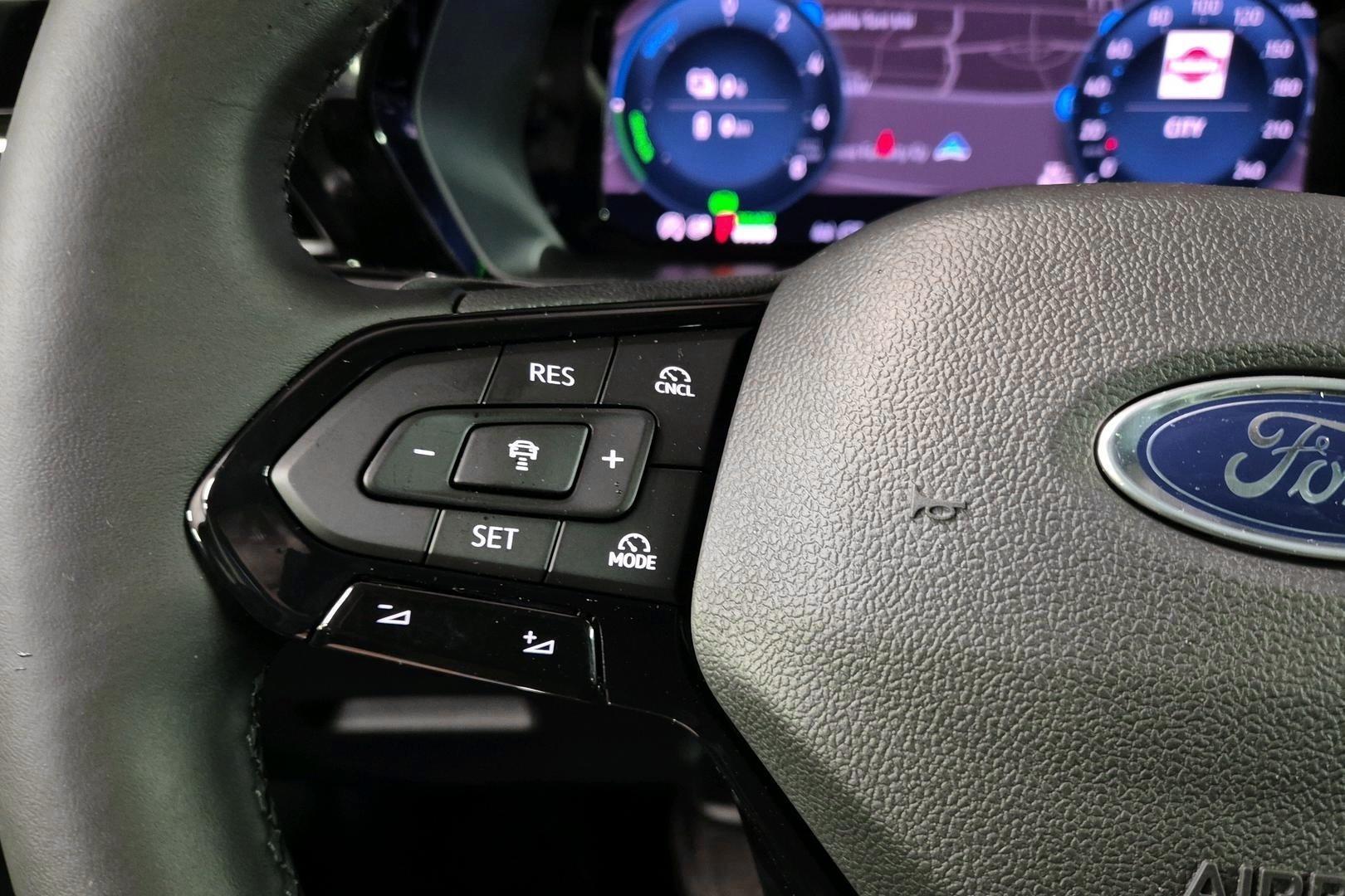 FORD Grand Tourneo Connect 2025