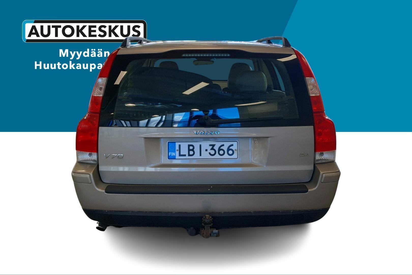VOLVO V70 2004