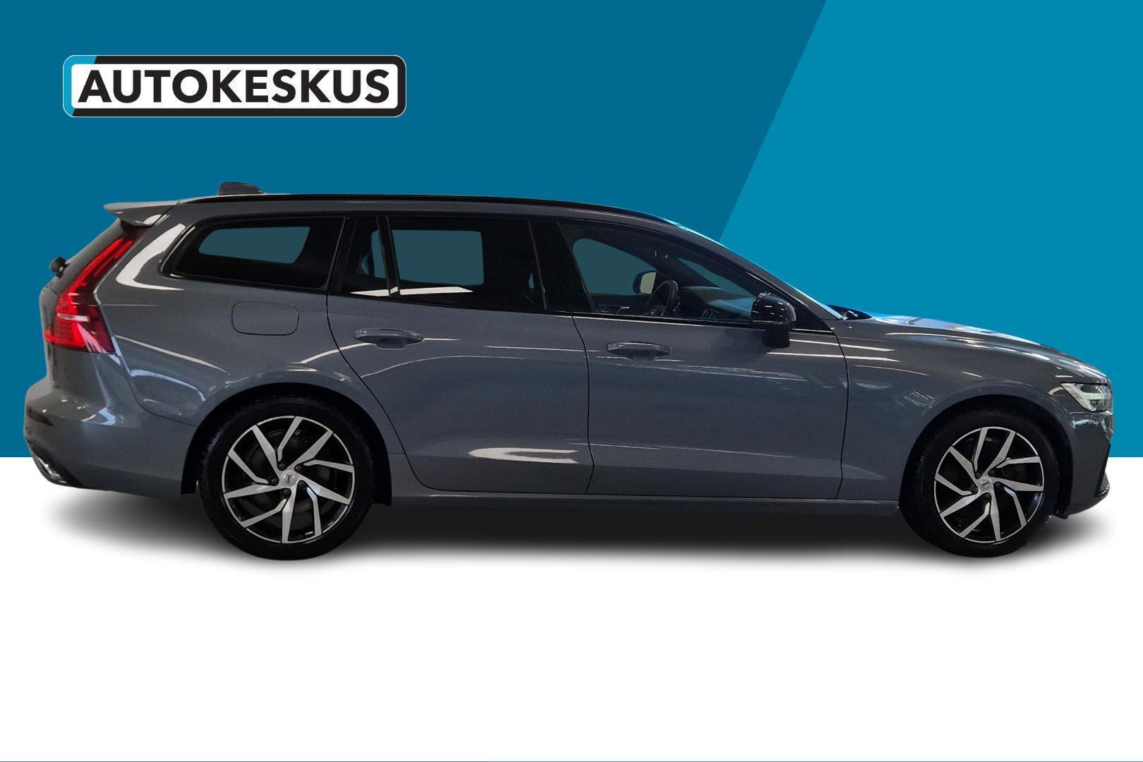 VOLVO V60 2022