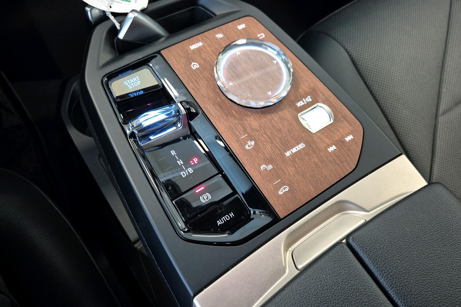 BMW iX 2022