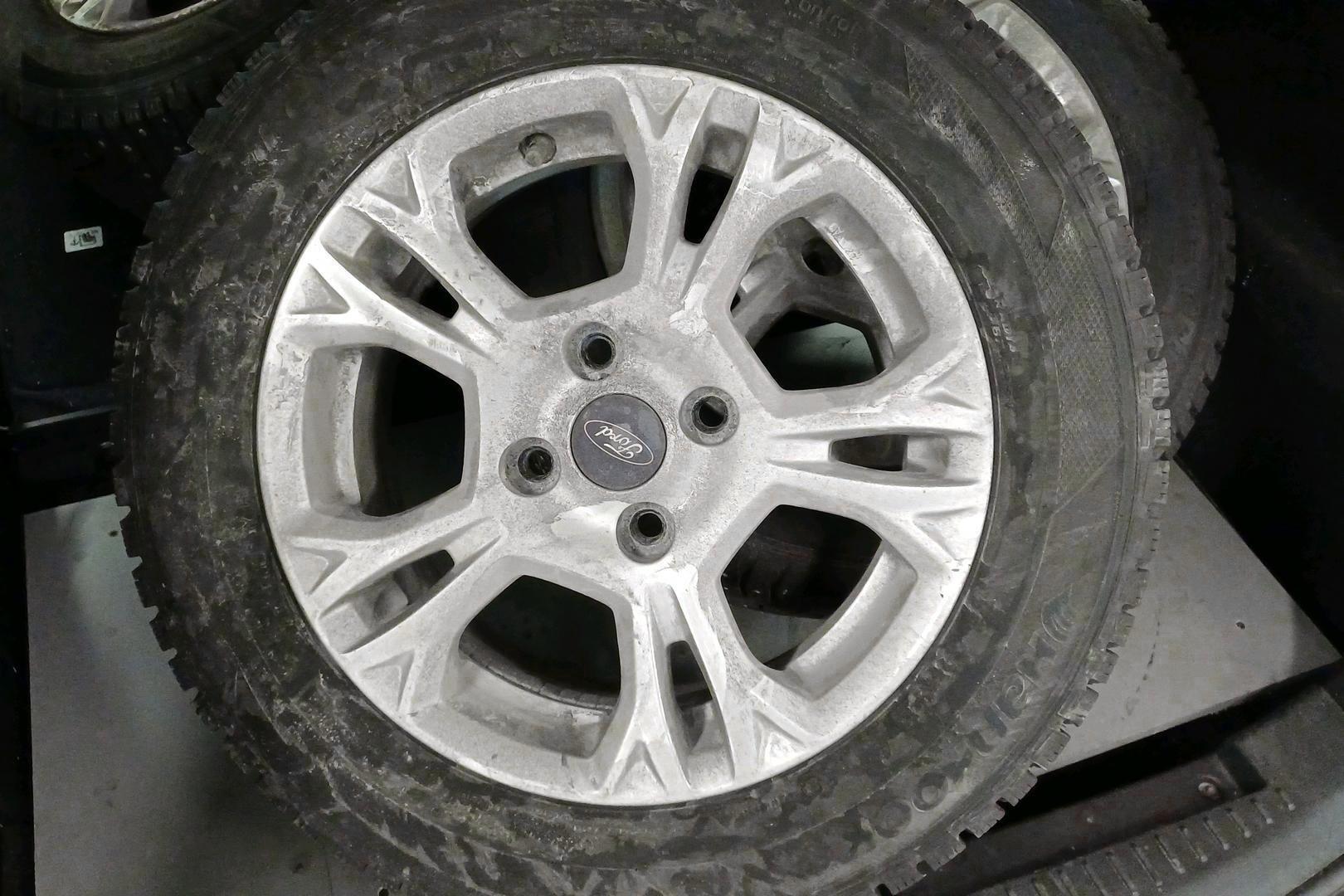 FORD B-Max 27