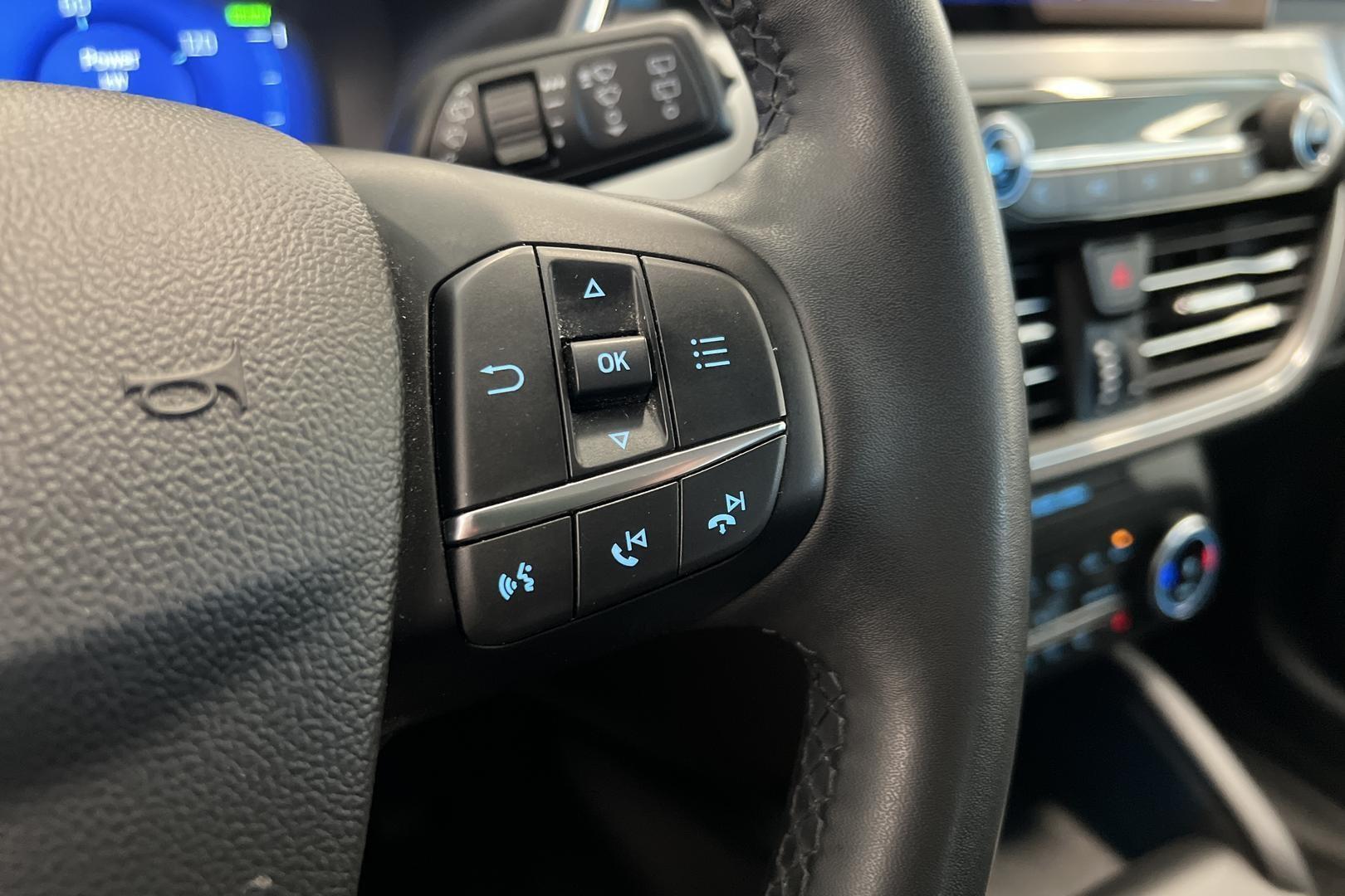 FORD Kuga 2023