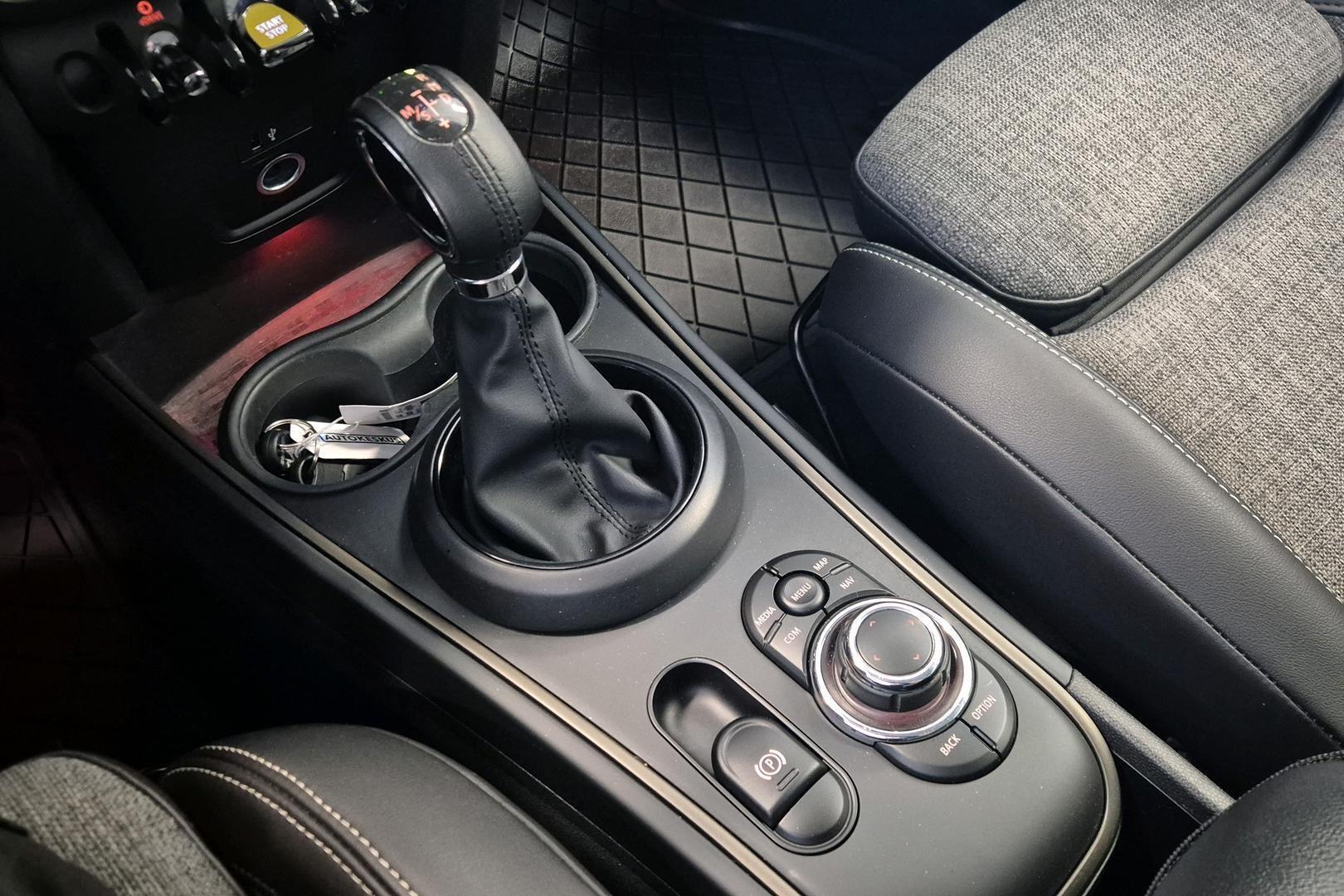 MINI Countryman 17