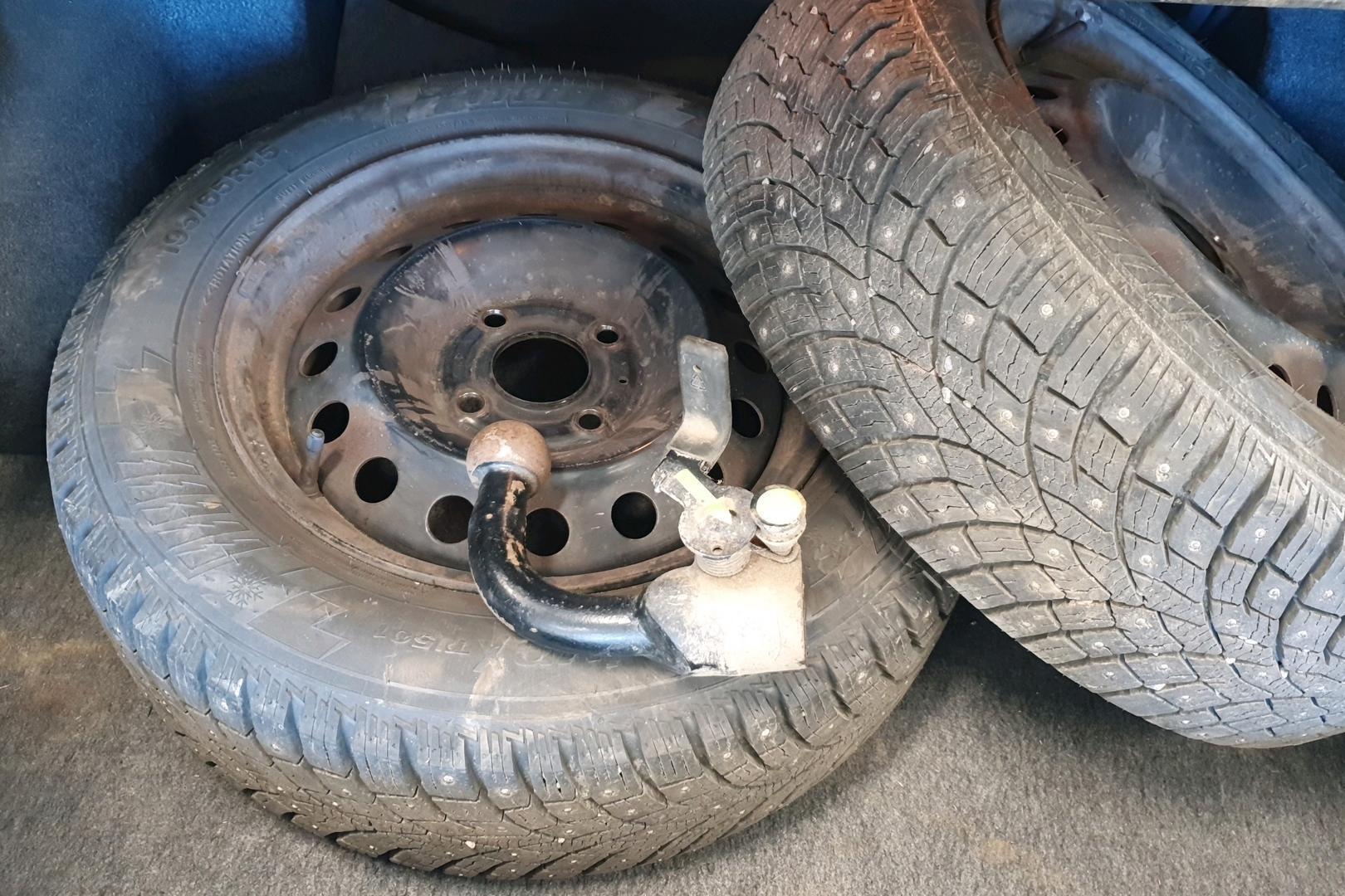 NISSAN Almera 2005