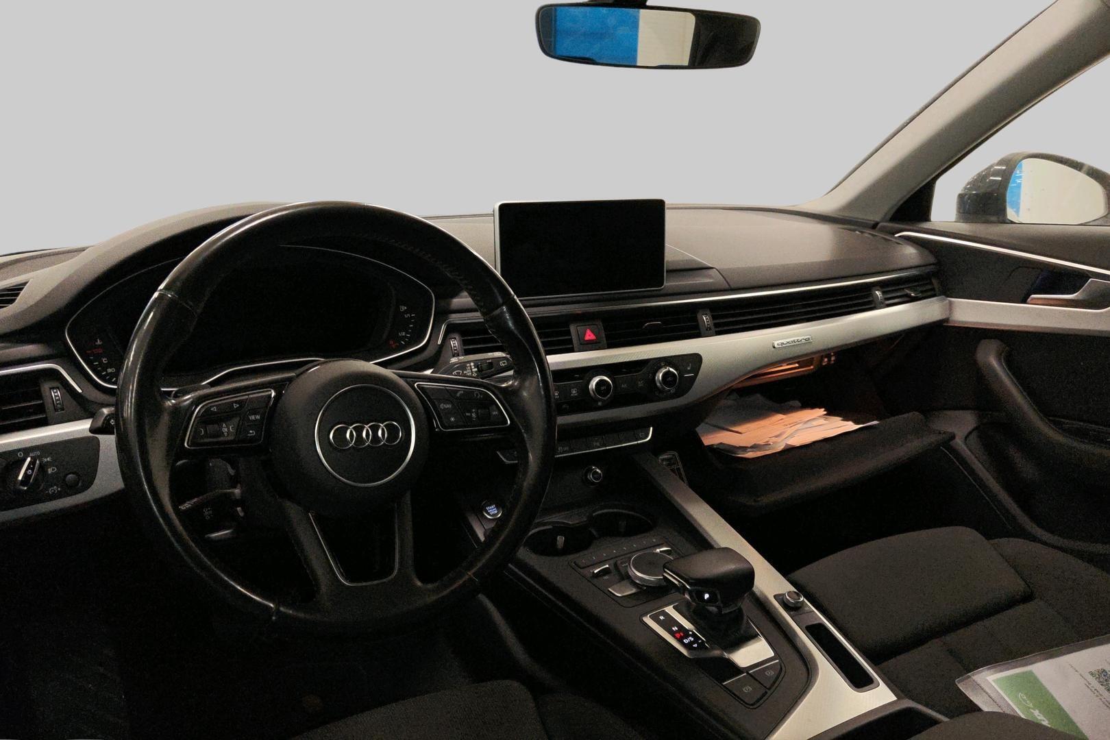 AUDI A4 2016