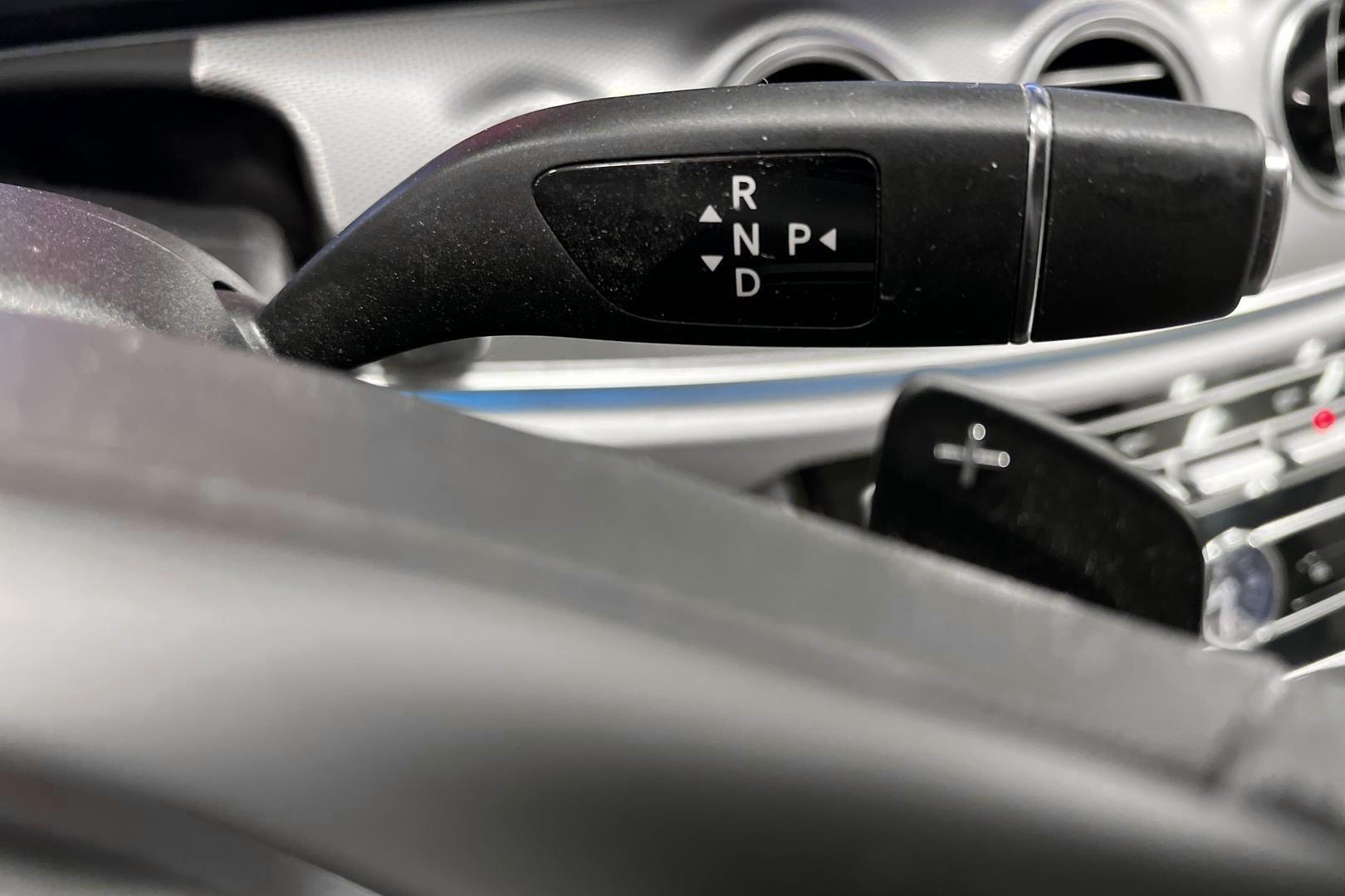 MERCEDES-BENZ E 2017