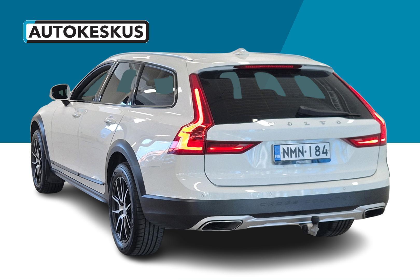 VOLVO V90 Cross Country 2019