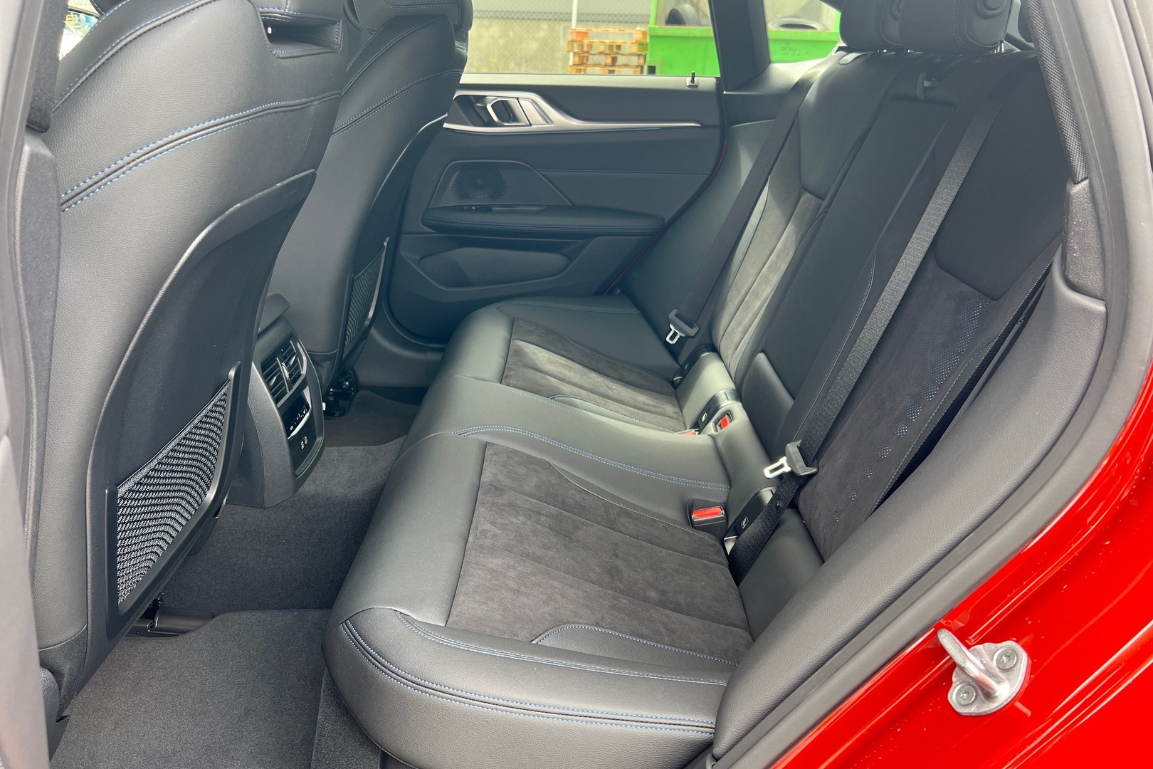 BMW i4 2023