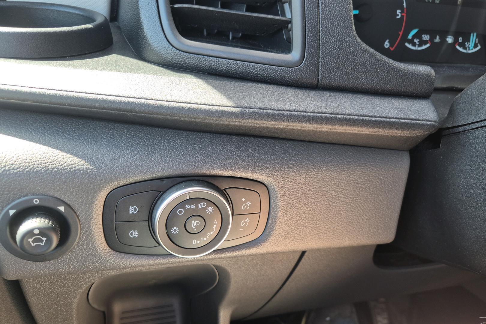 FORD Transit 2024