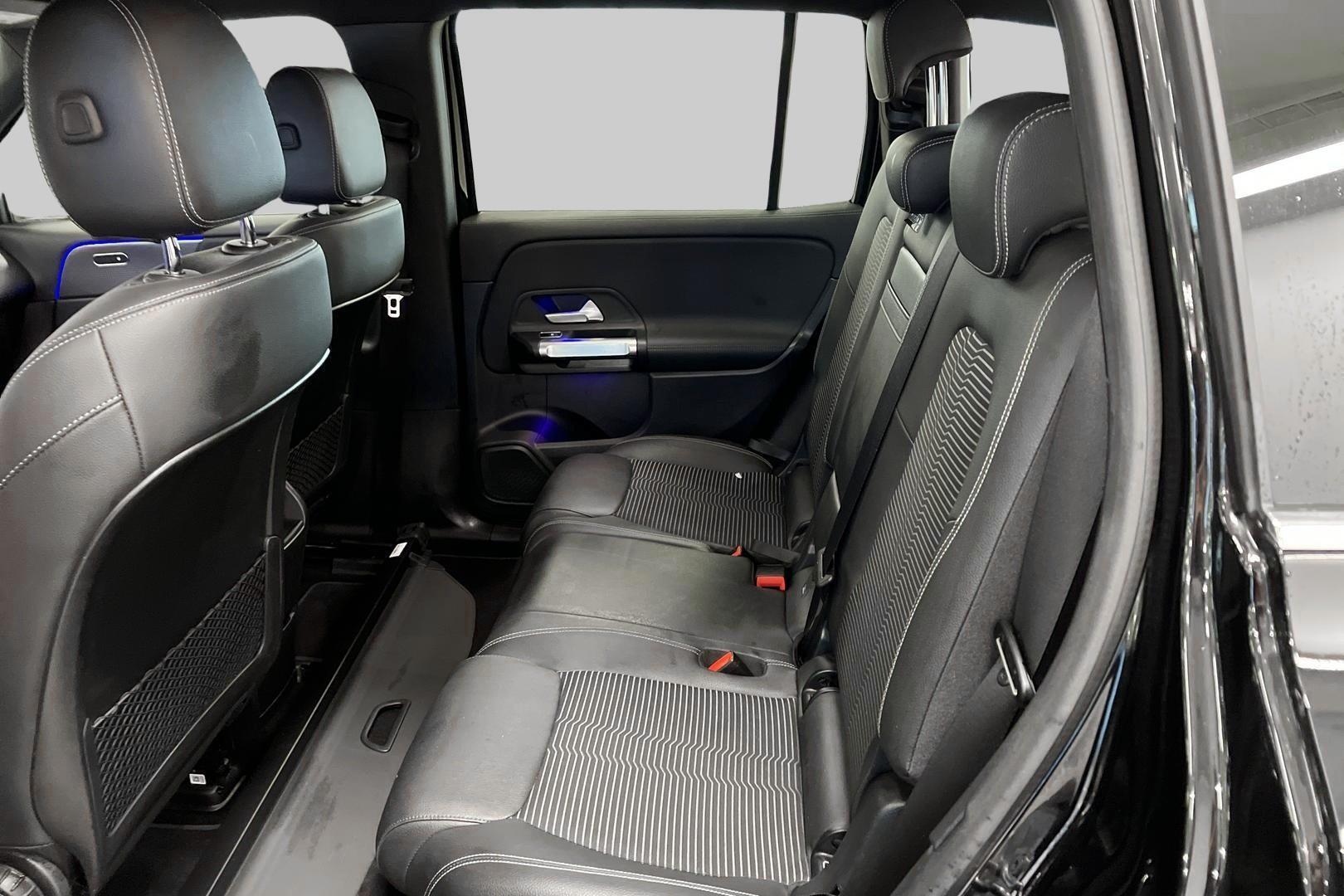 MERCEDES-BENZ EQB 2022