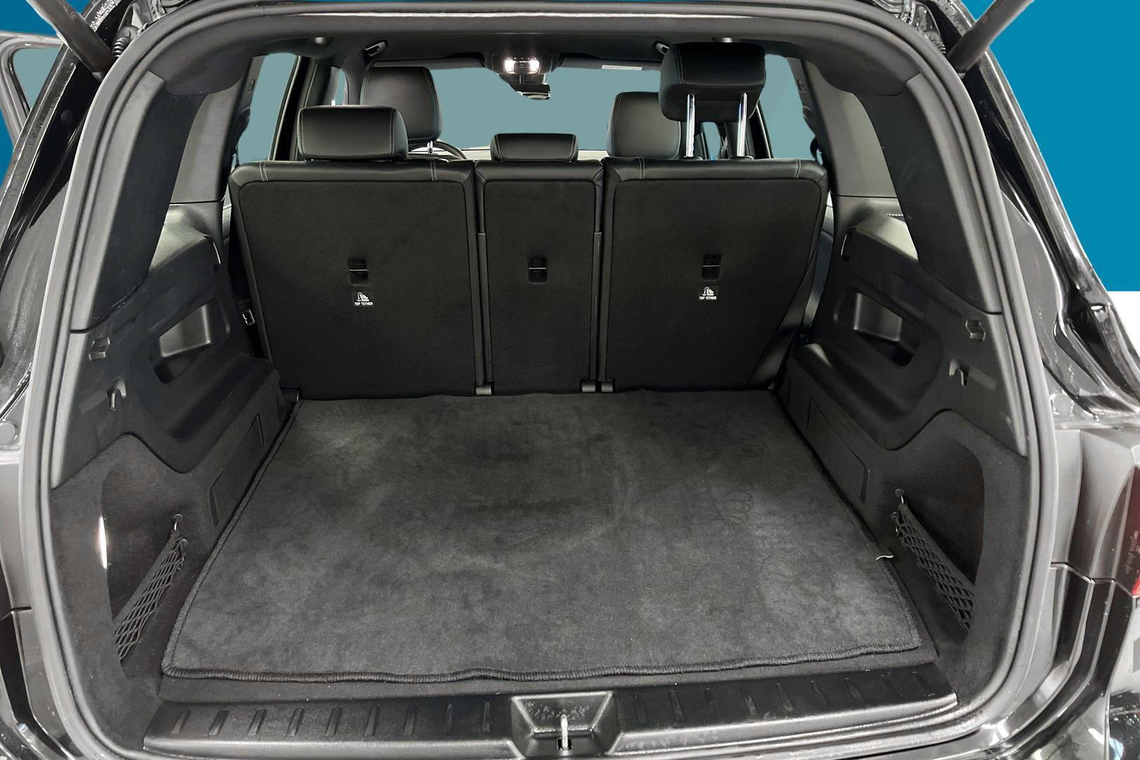 MERCEDES-BENZ EQB 2022