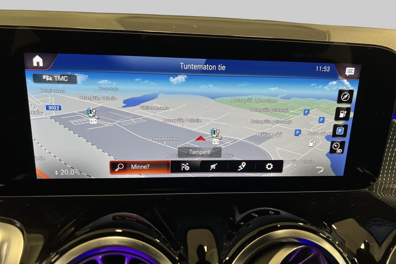 MERCEDES-BENZ EQB 2022