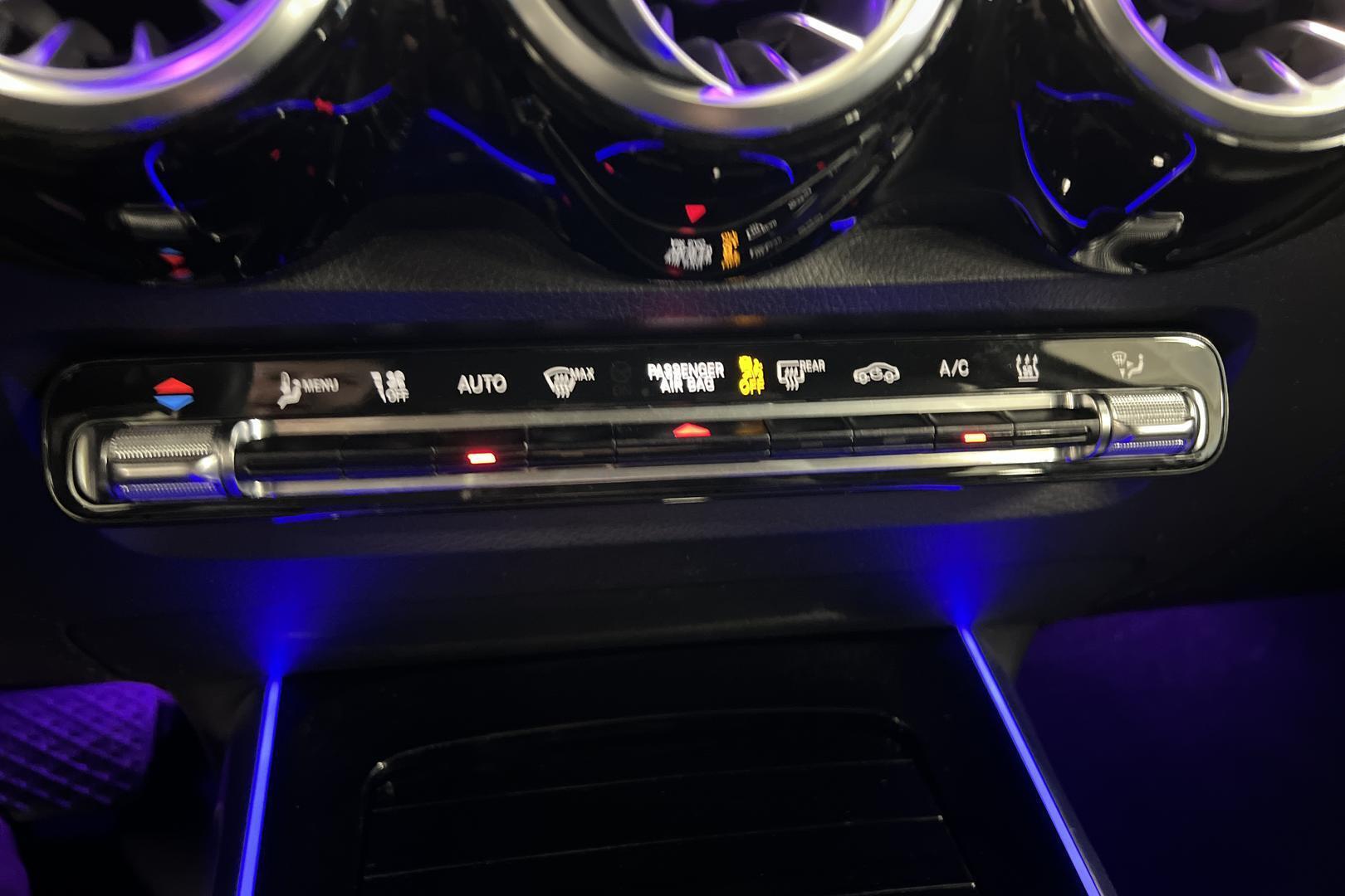 MERCEDES-BENZ EQB 2022