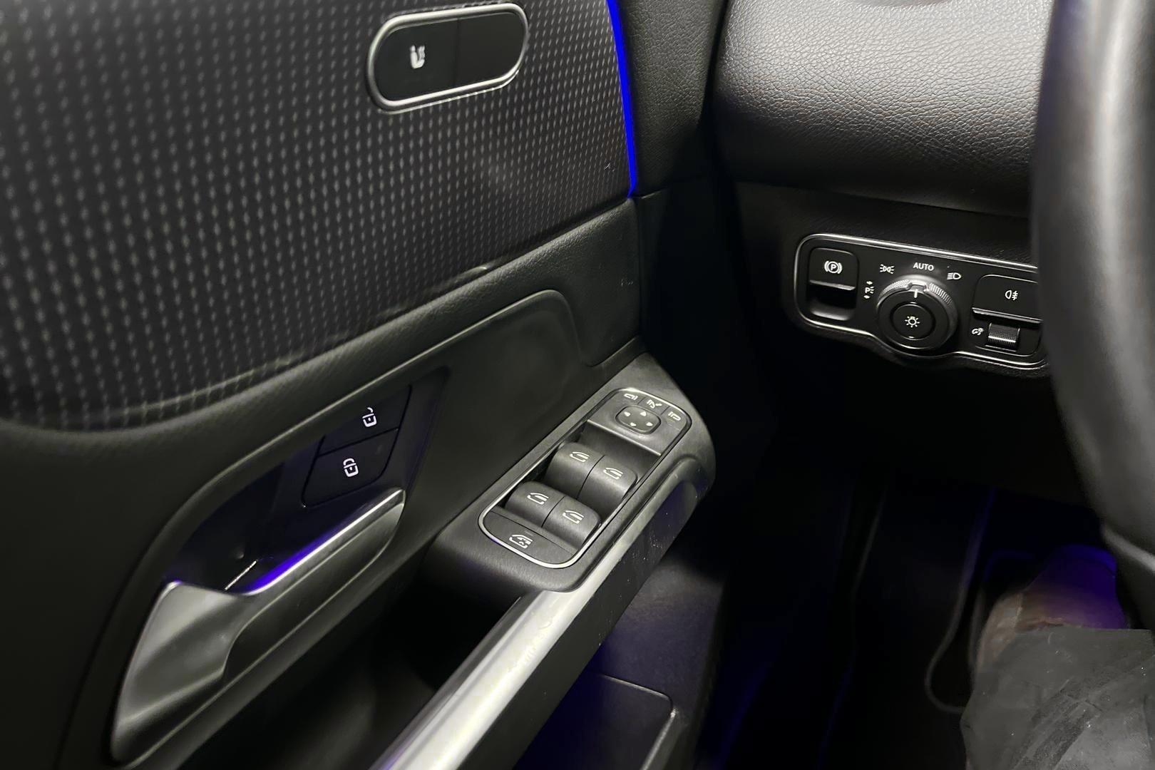 MERCEDES-BENZ EQB 2022