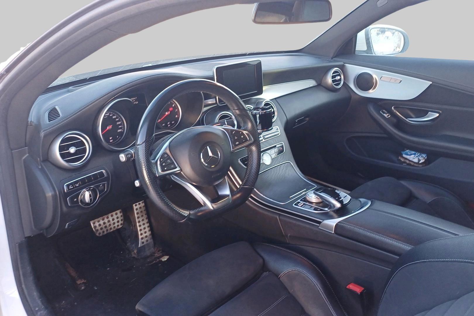 MERCEDES-BENZ C 2015