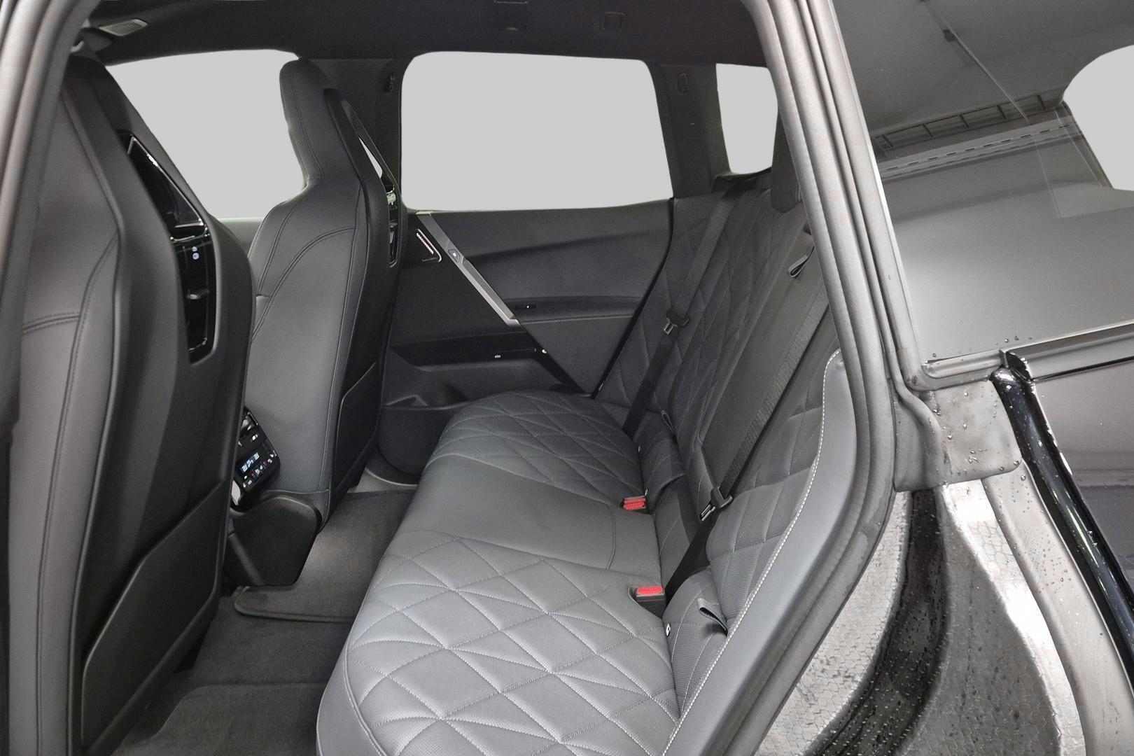 BMW iX 2026