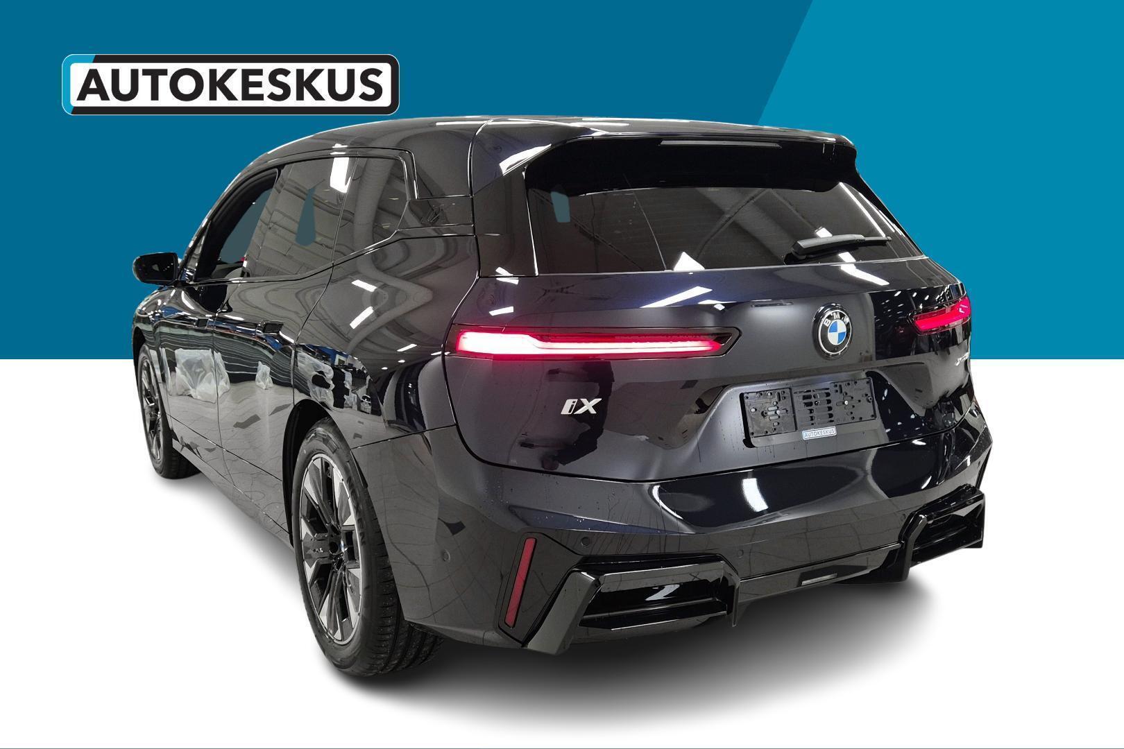 BMW iX 2026