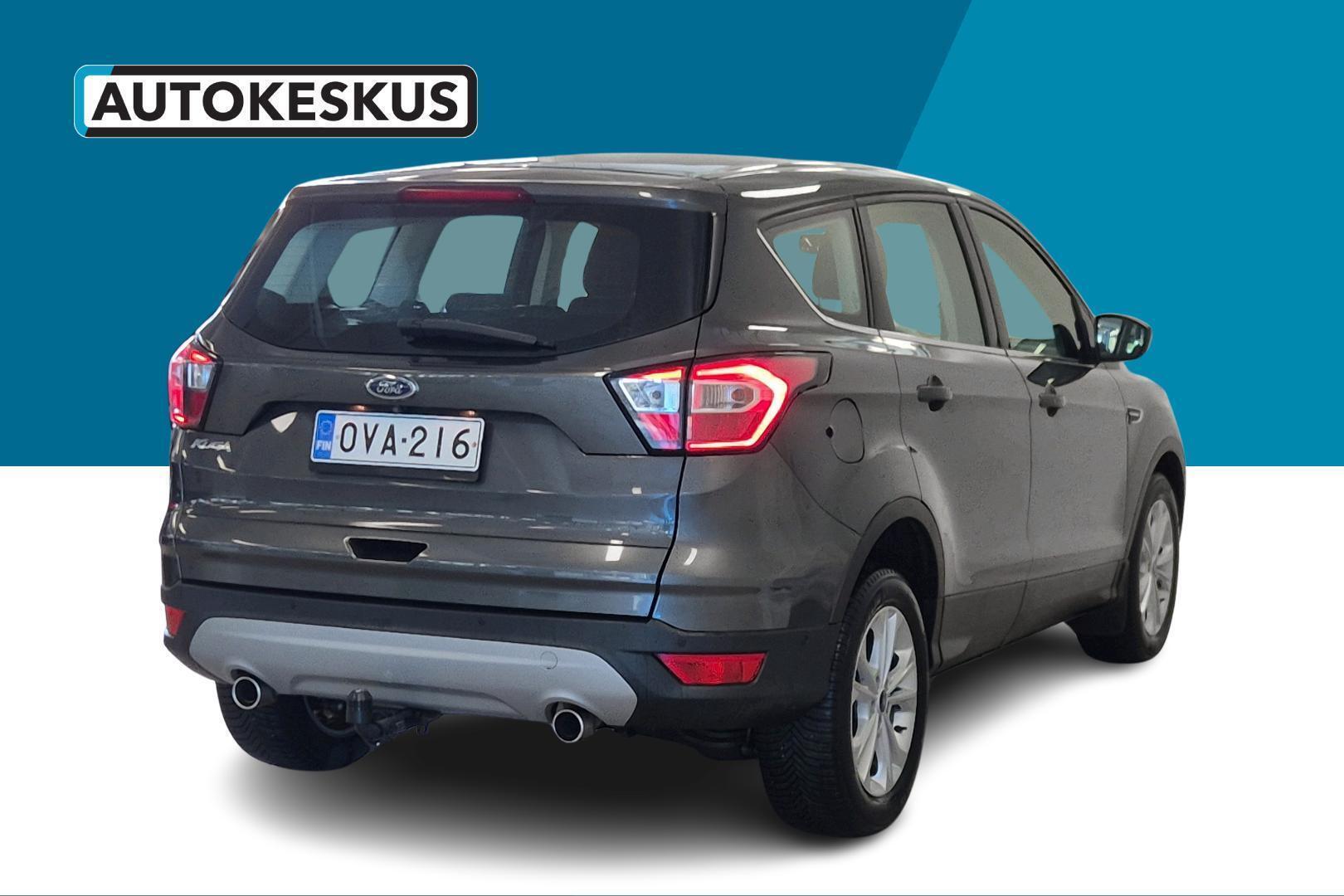 FORD Kuga 5
