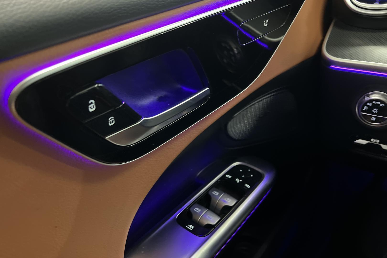 MERCEDES-BENZ C 2023