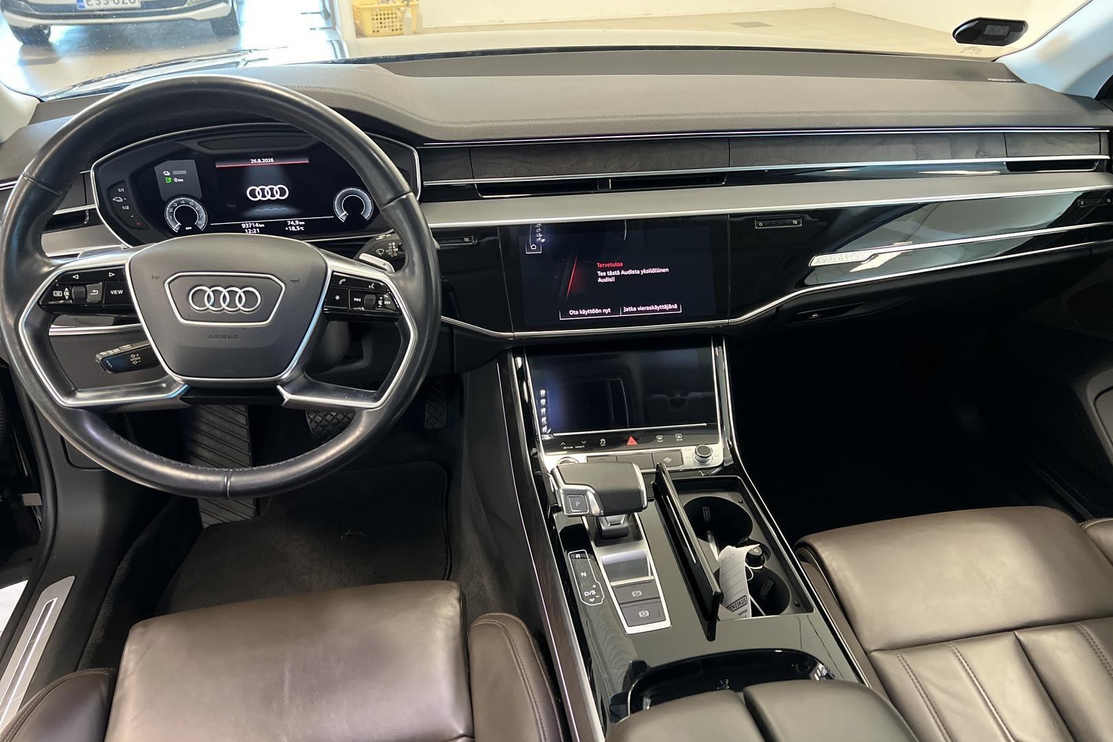 AUDI A8 2021