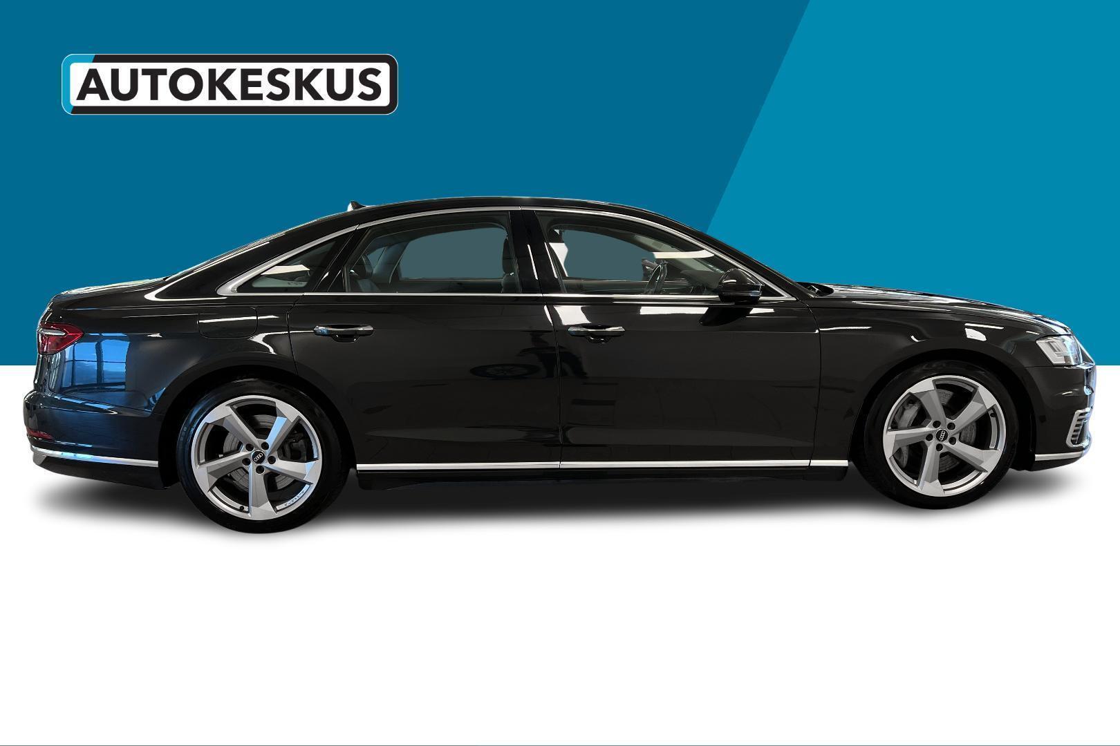 AUDI A8 2021